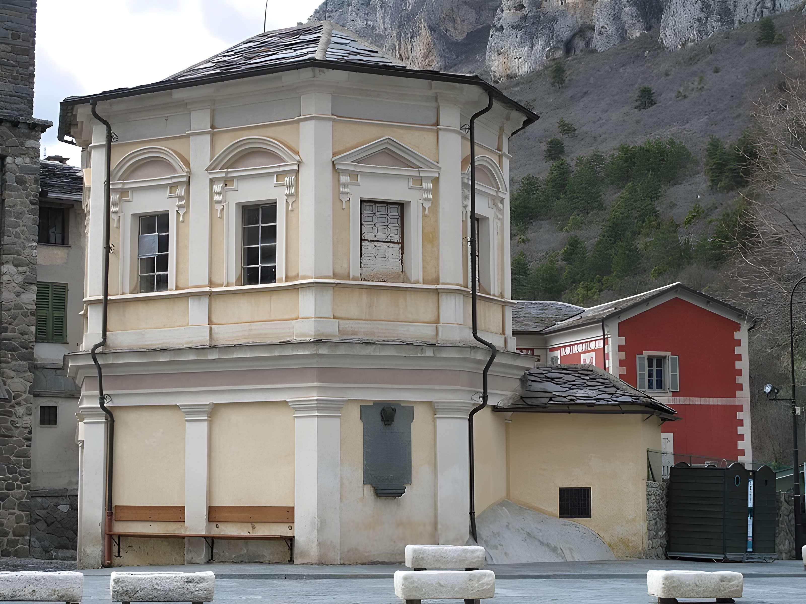 Chapelle Saint-Michel de La Brigue 