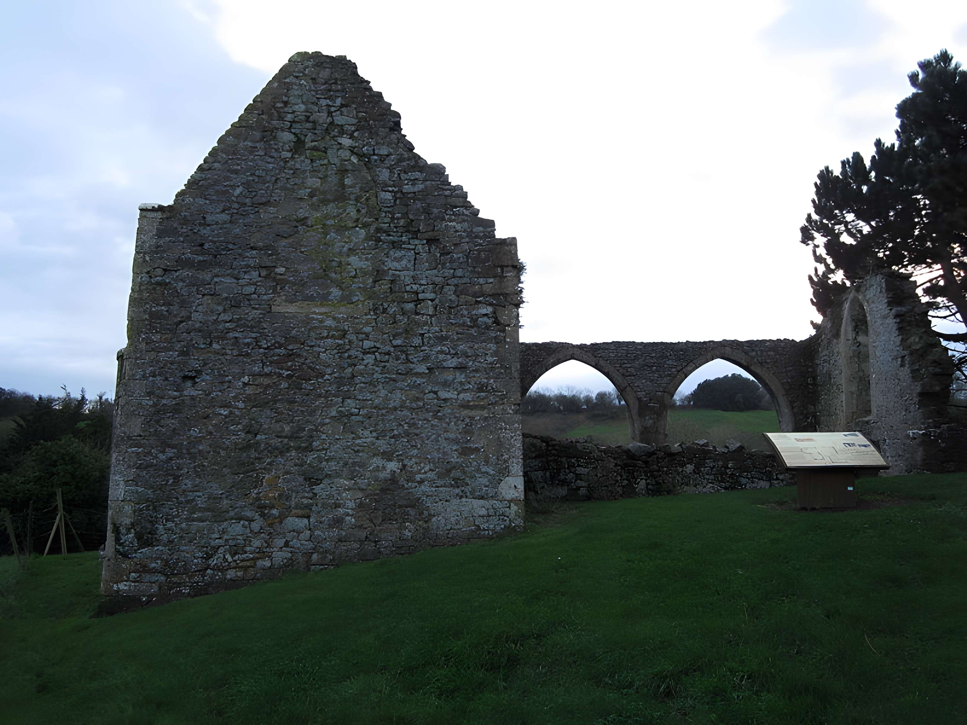 Chapelle Saint-Michel de Lestre