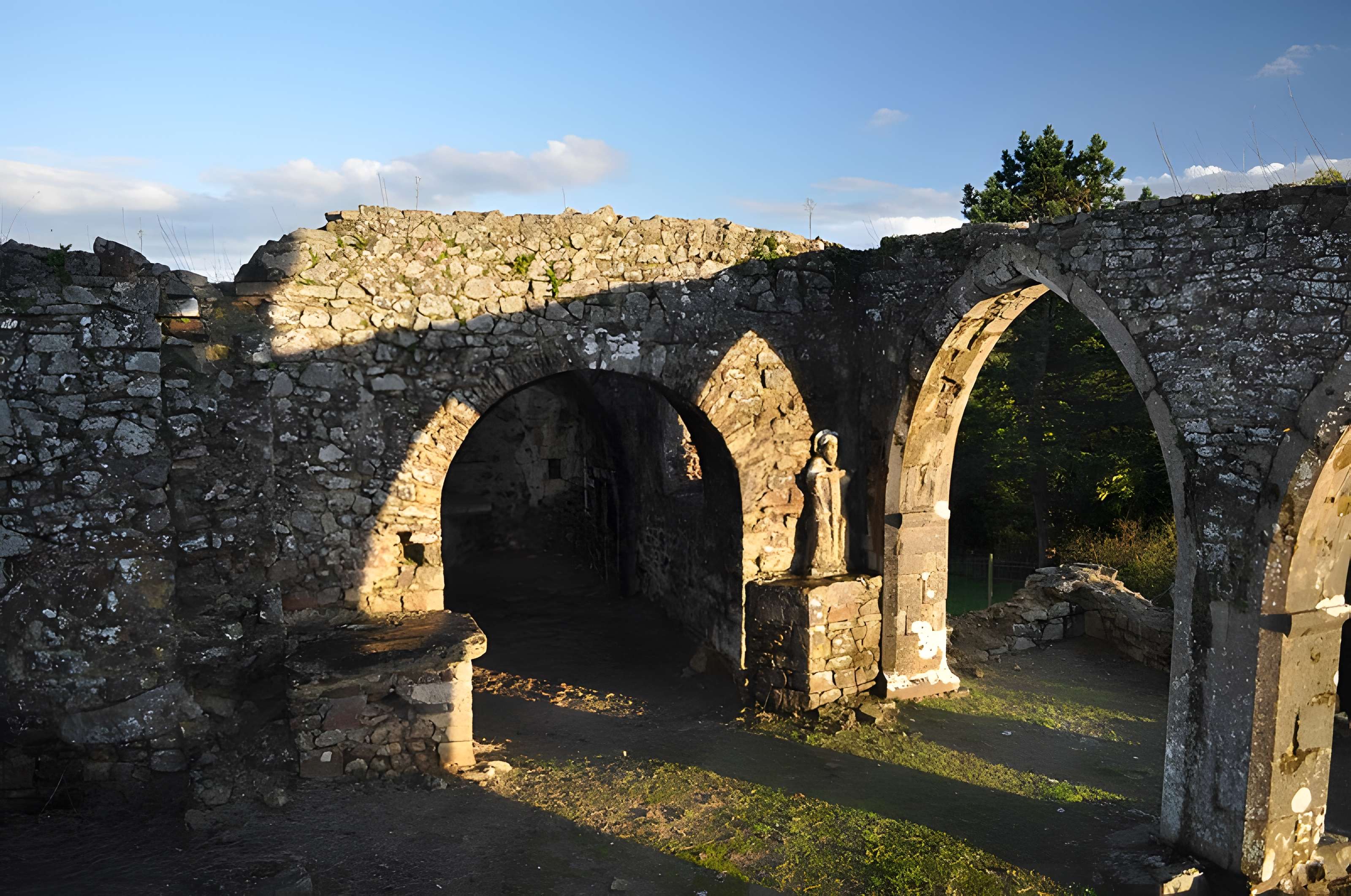 Chapelle Saint-Michel de Lestre
