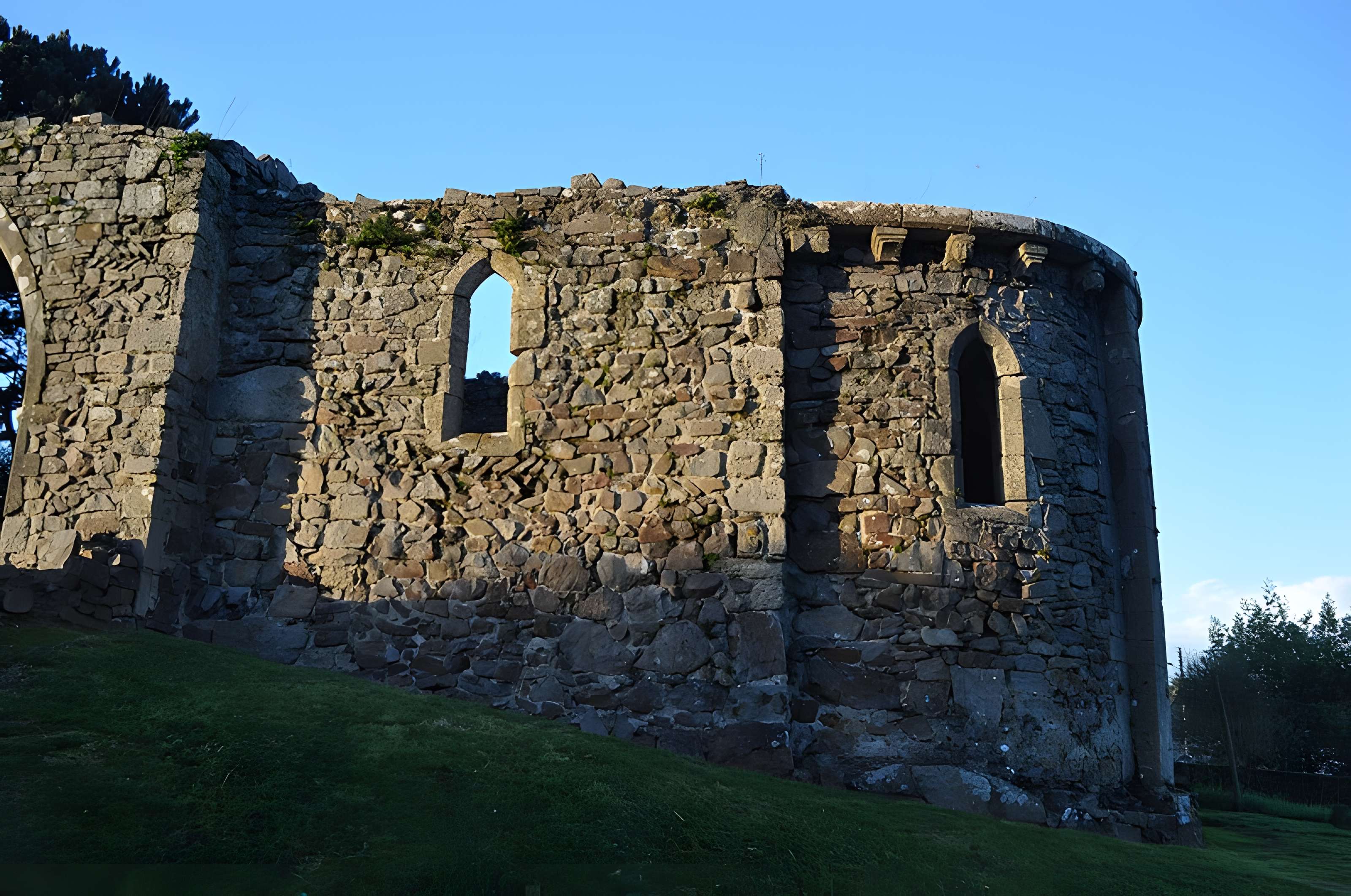 Chapelle Saint-Michel de Lestre