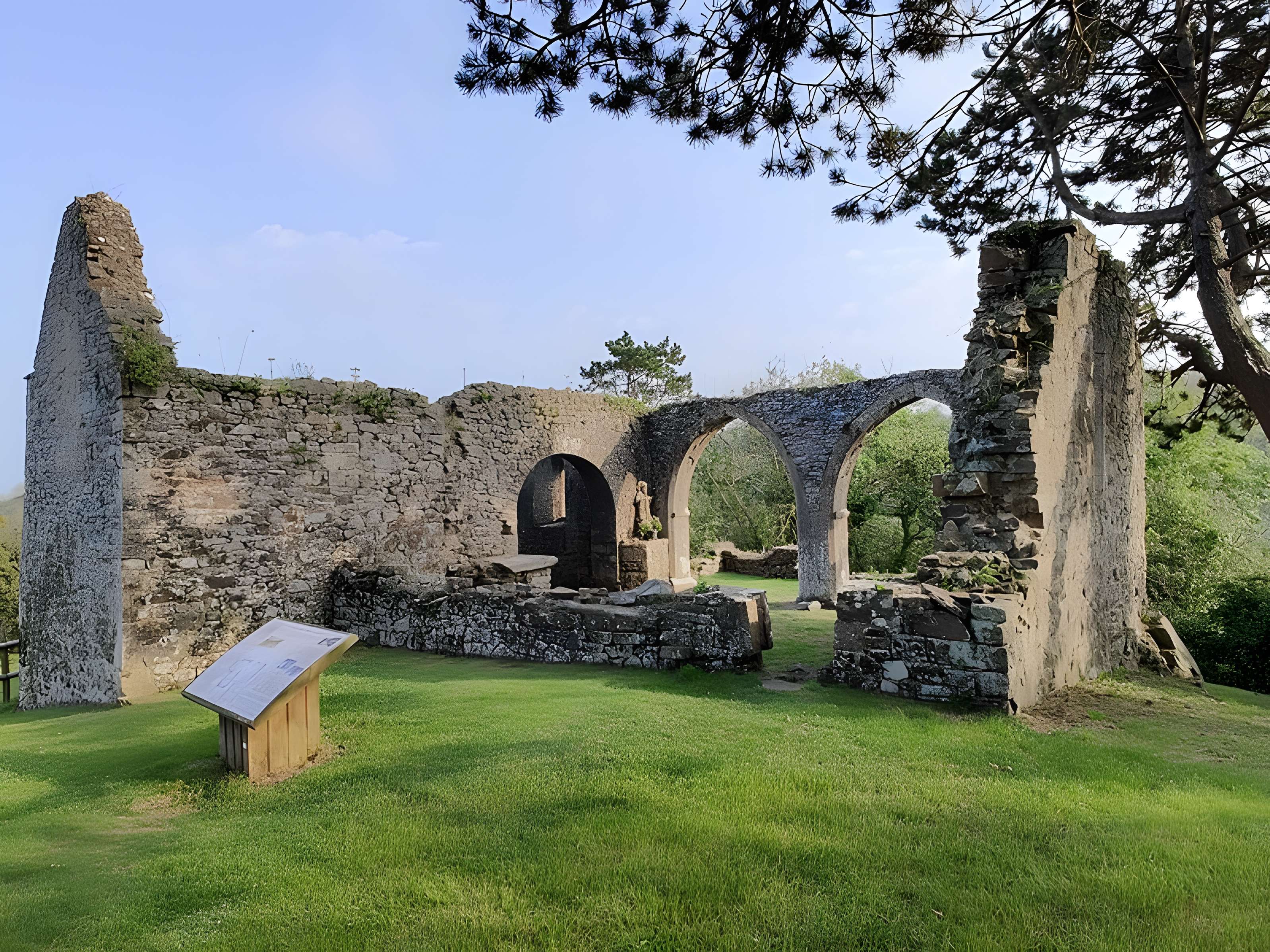 Chapelle Saint-Michel de Lestre