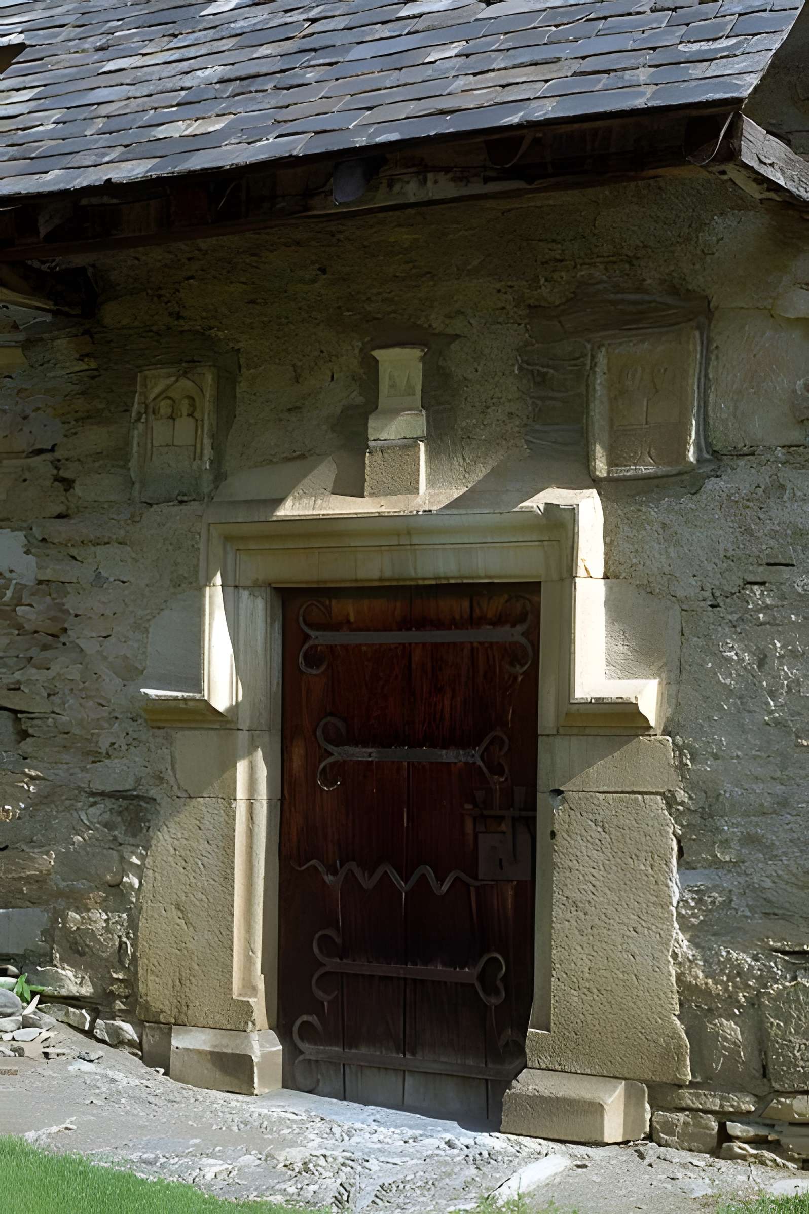 Chapelle Saint-Pé de la Moraine