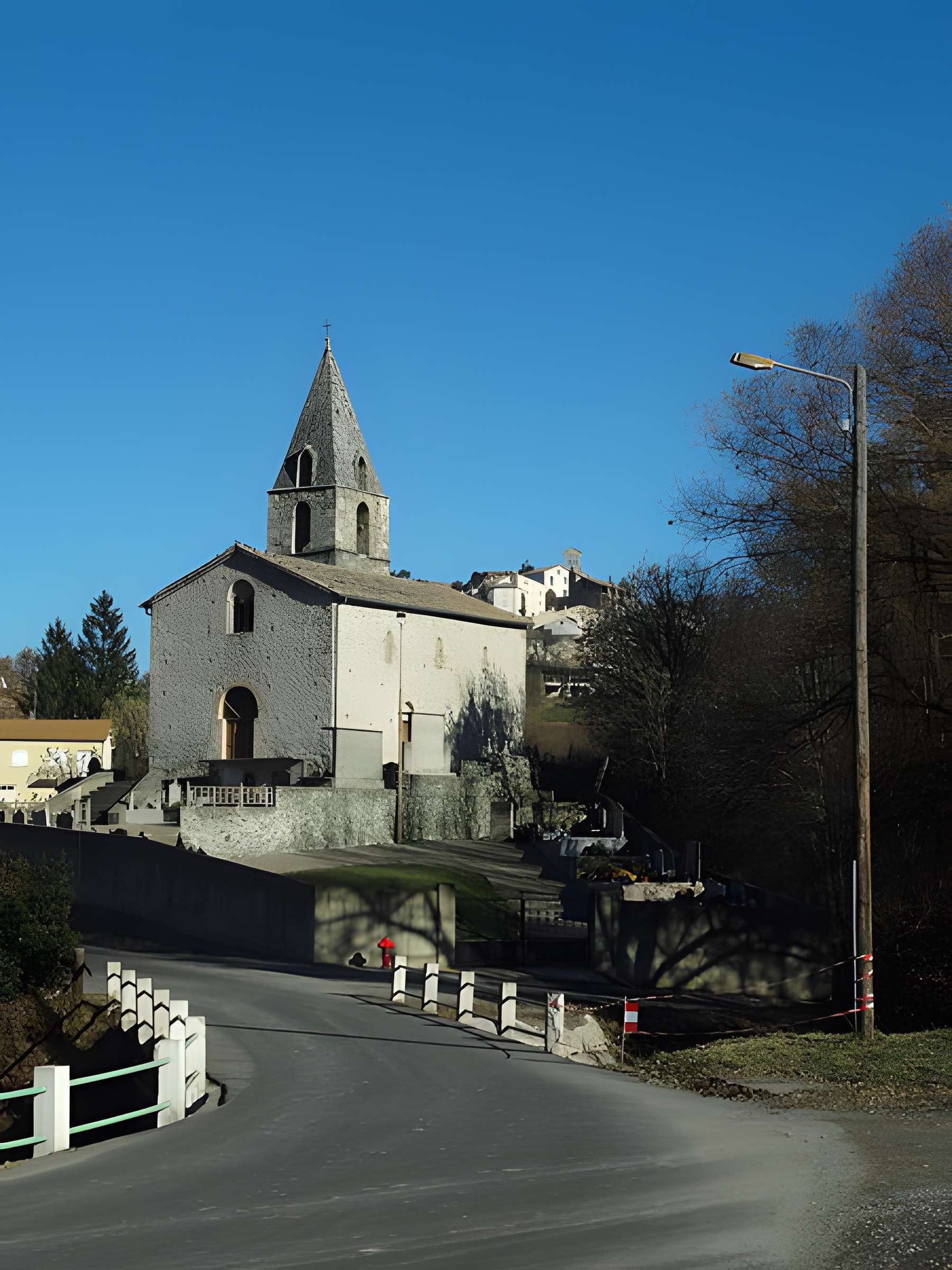 Chapelle Saint-Pierre de Curbans