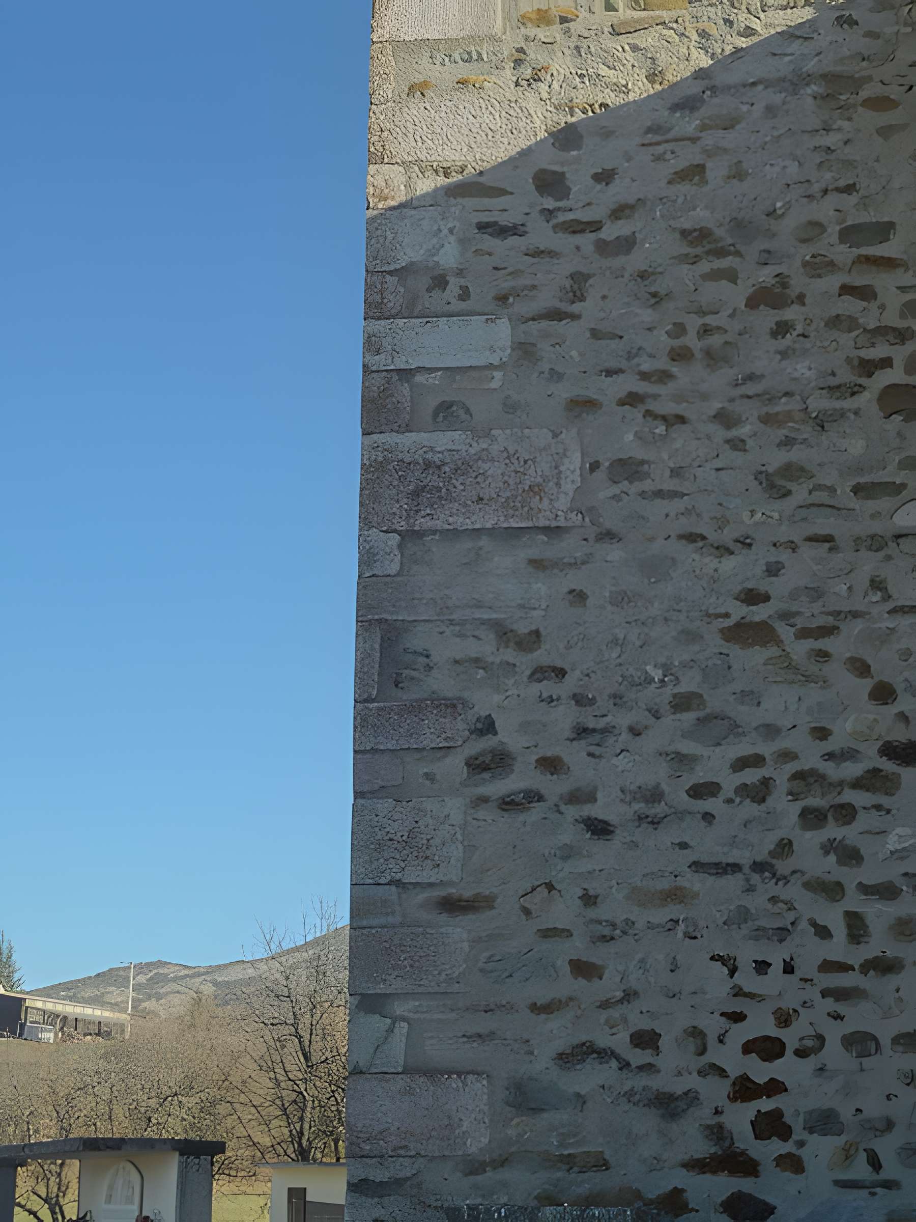 Chapelle Saint-Pierre de Curbans