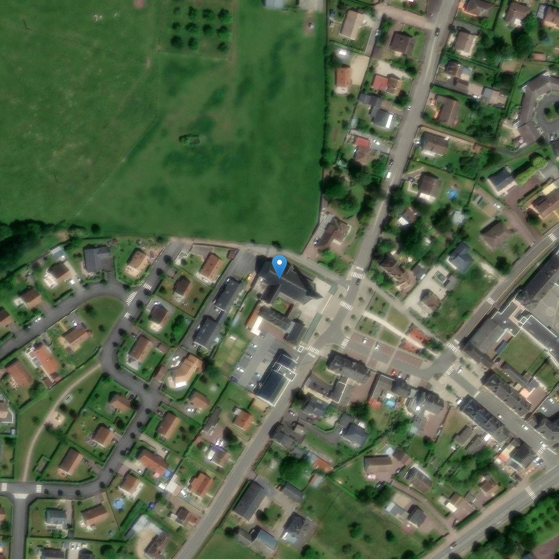 Photo de Notre-Dame de Noyers-Bocage Chiesa