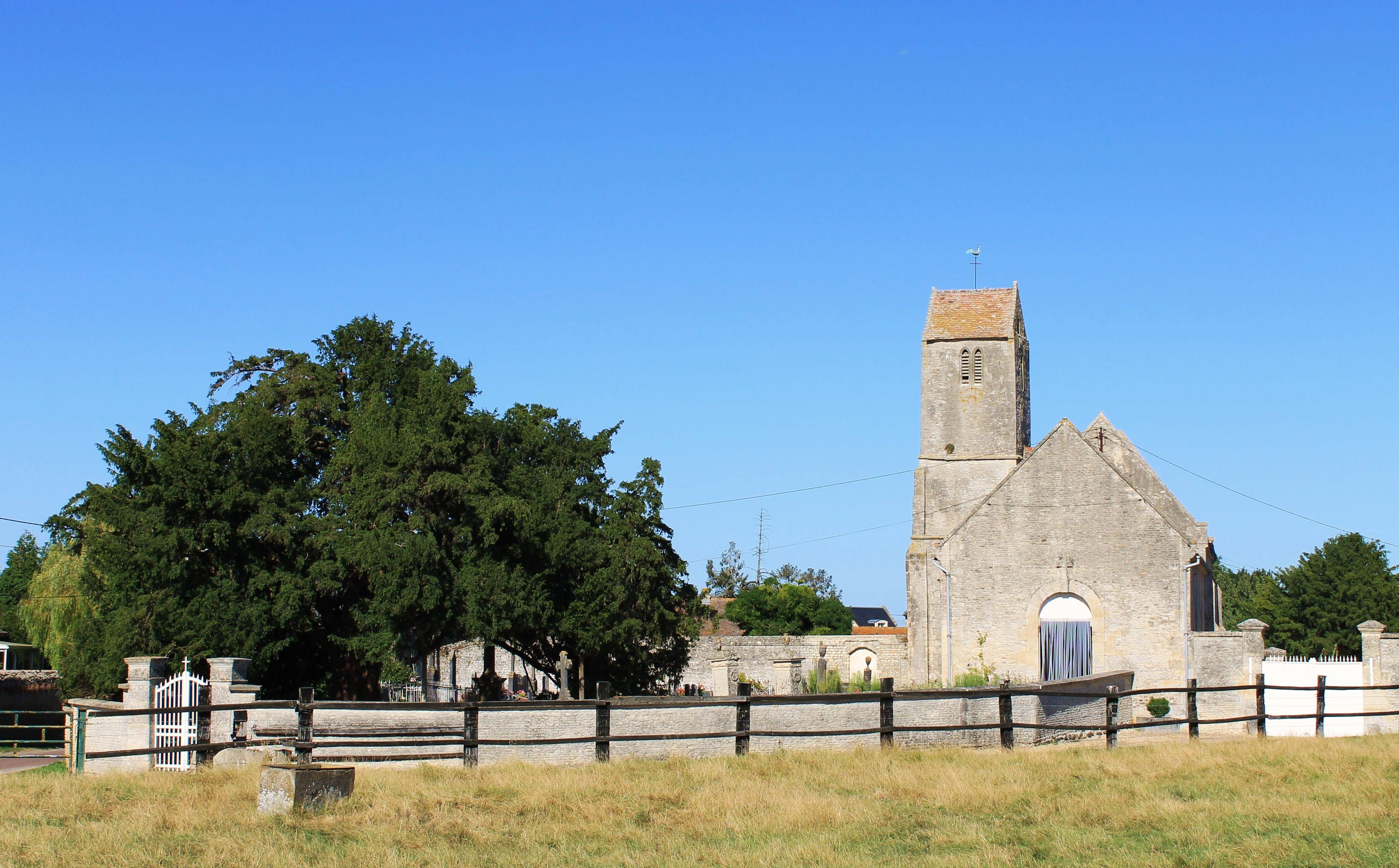 Photo de Saint Vaast Kirche von Poussy-la-Campagne