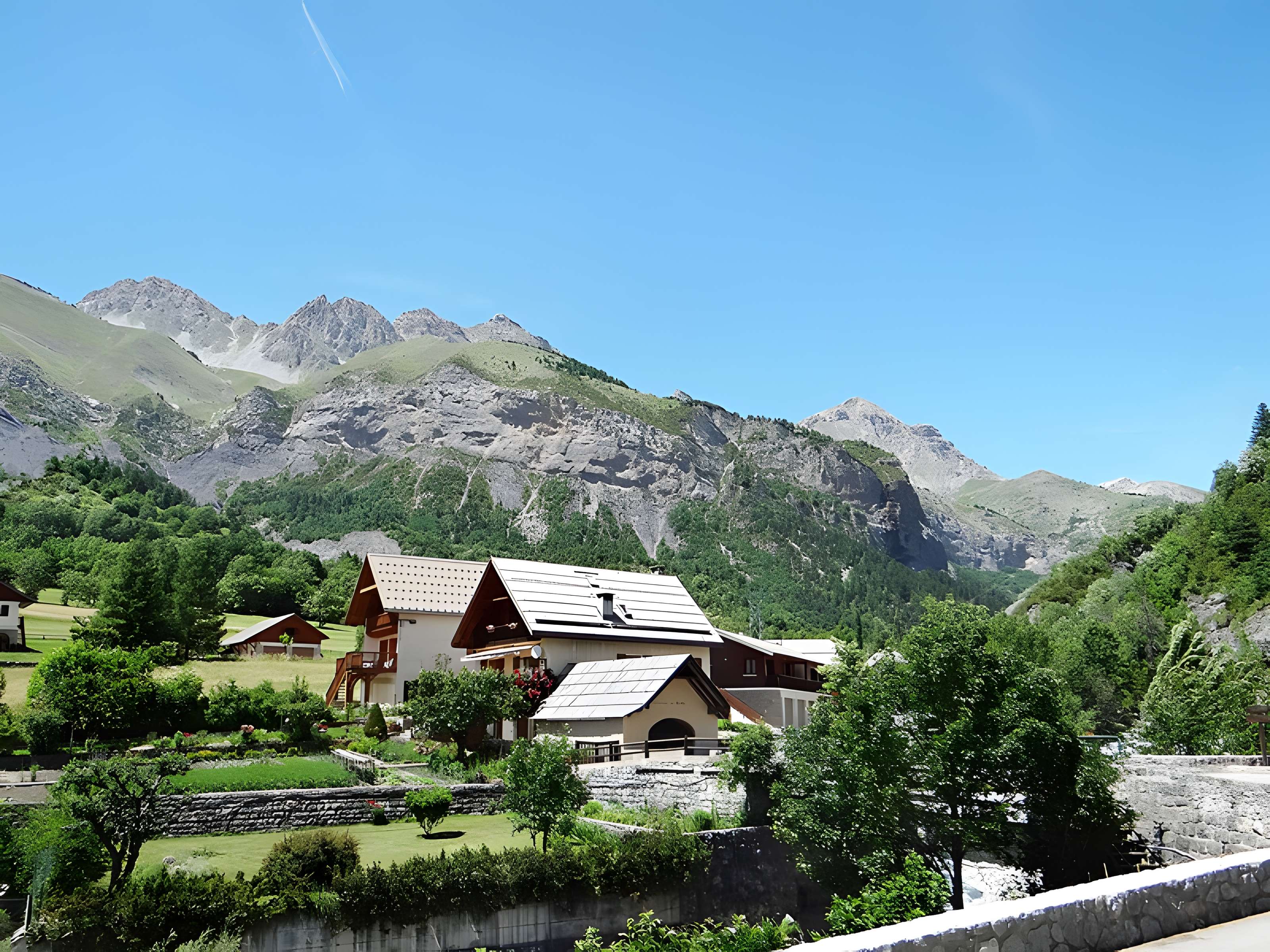 Chapelle Saint-Sébastien d'Entraunes