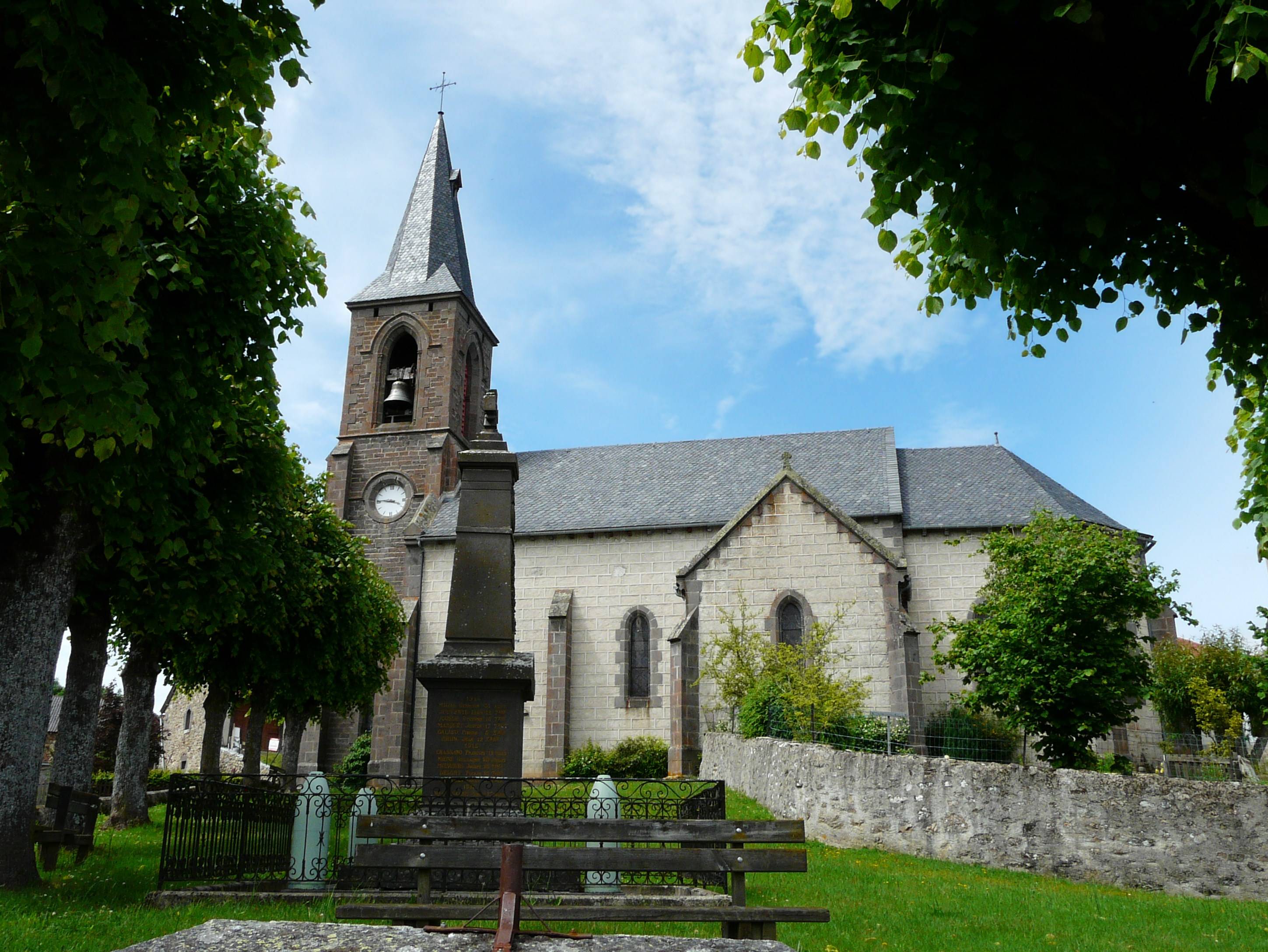 Photo de Iglesia Saint-Pierre d'Anglards-de-Saint-Flour