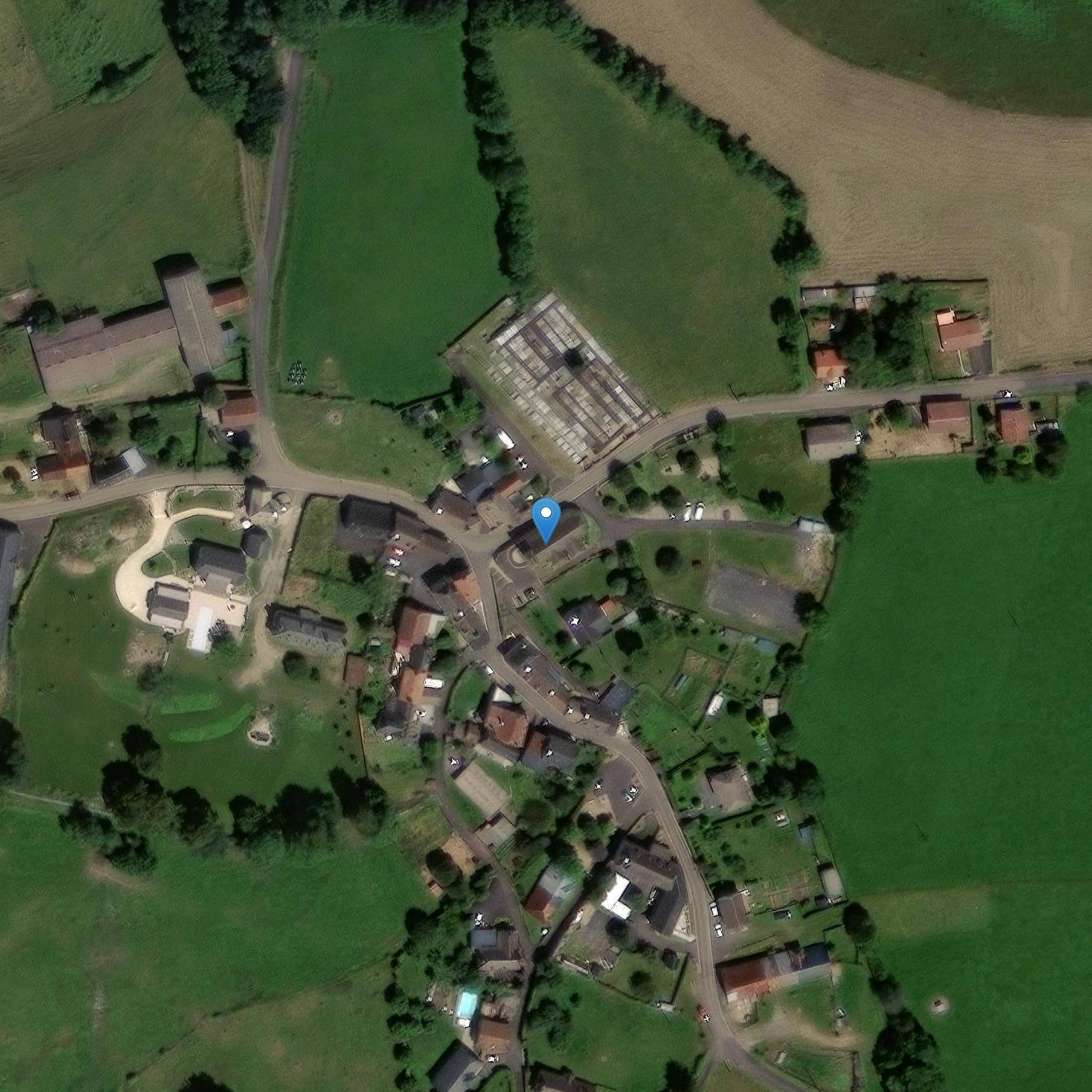 Photo de Chiesa di Saint-Philippe e Saint-Jacques de Freix-Anglards