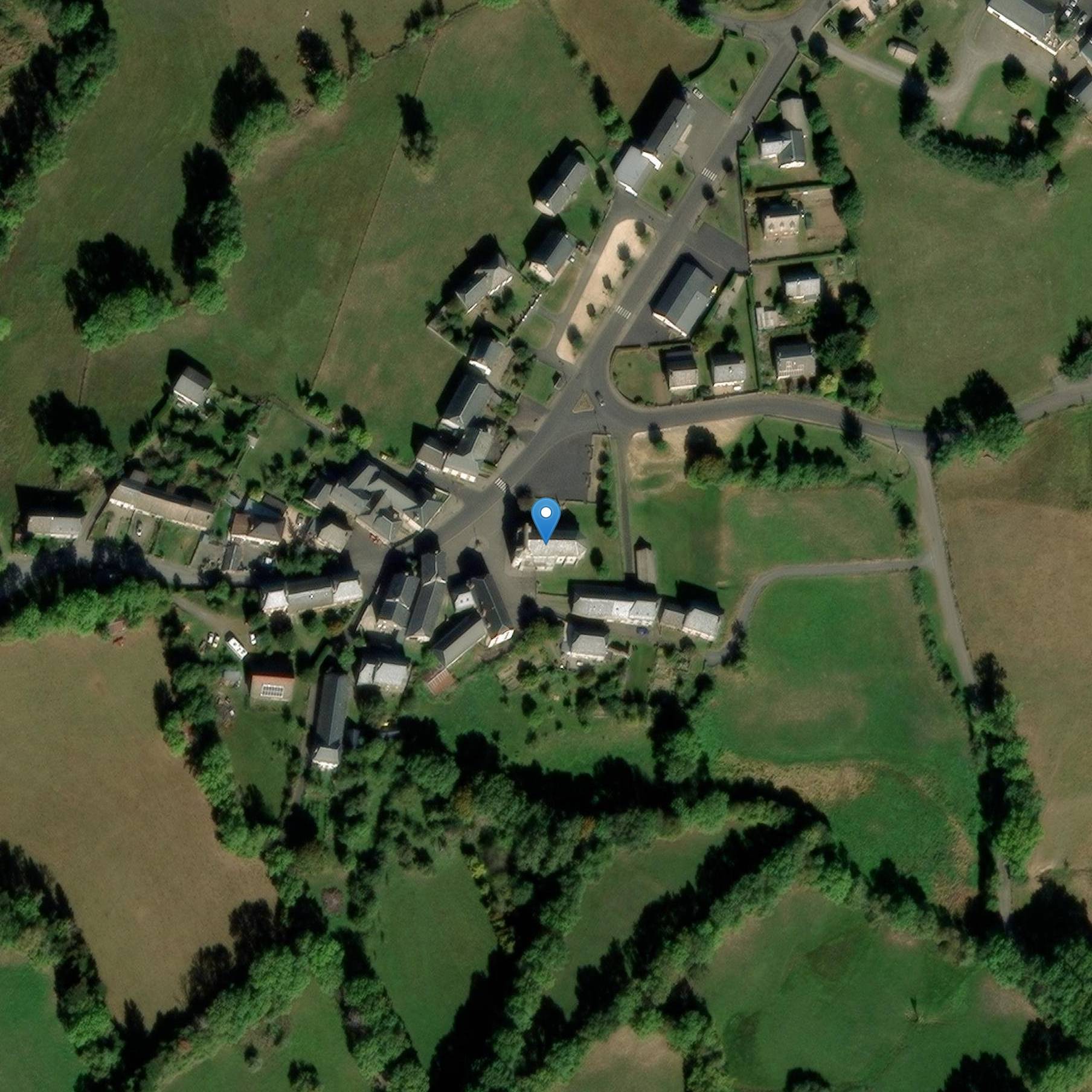 Photo de Église Saint-Pierre de Lavastrie