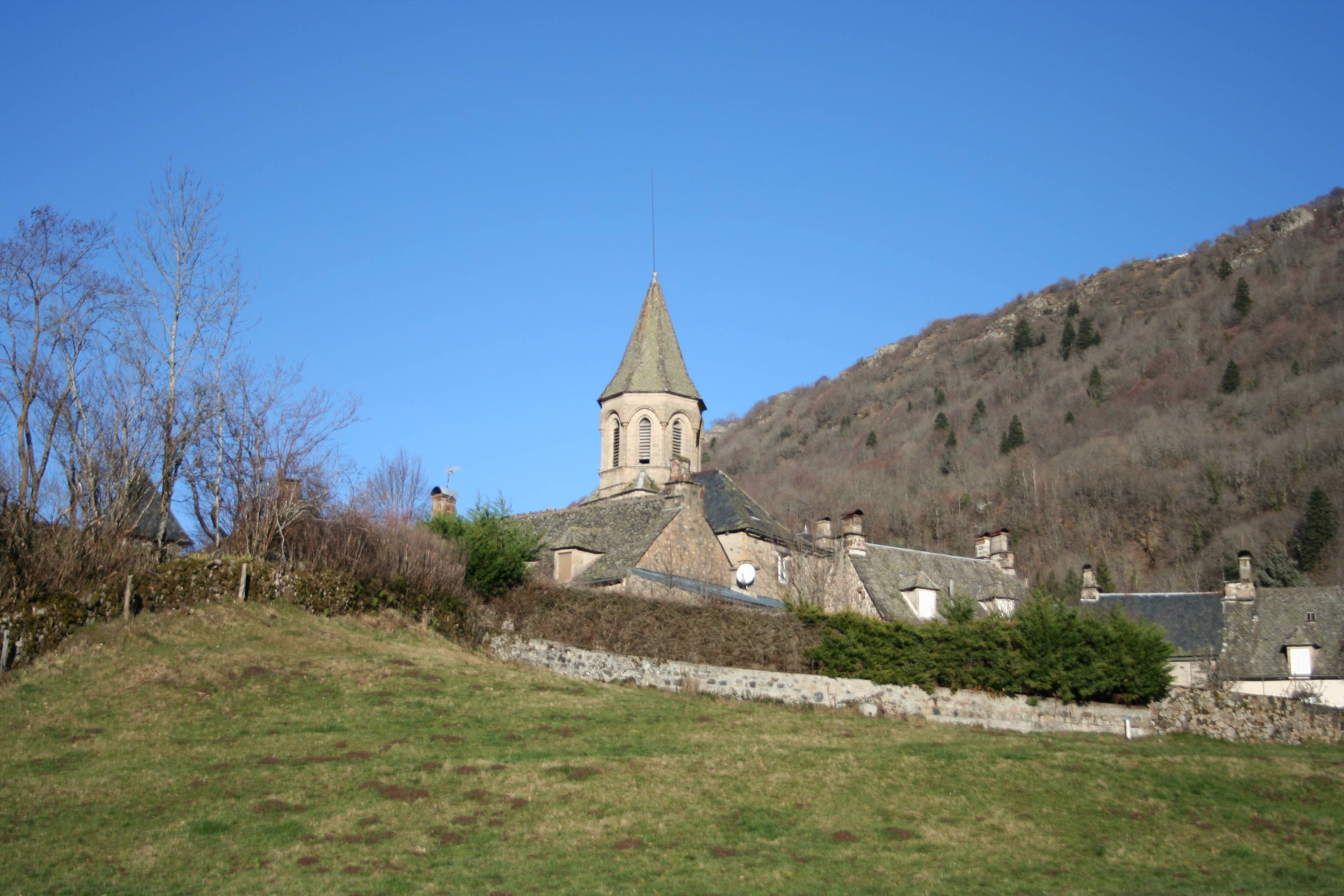 Photo de 聖フェール・デュ・ヴァルマイエル教会