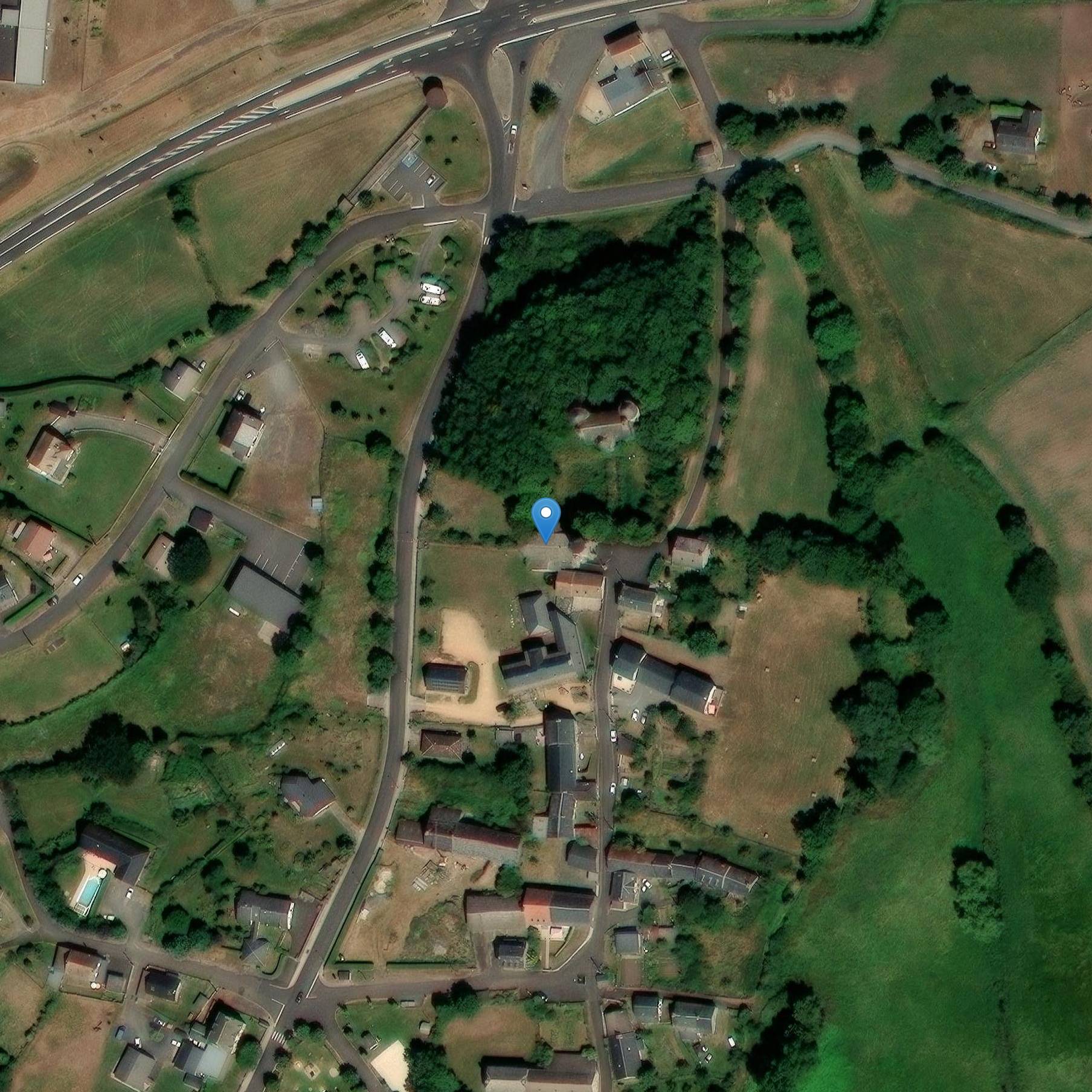 Photo de Kerk van het Onbevlekte-Ontwerp van Neussargues-Moissac