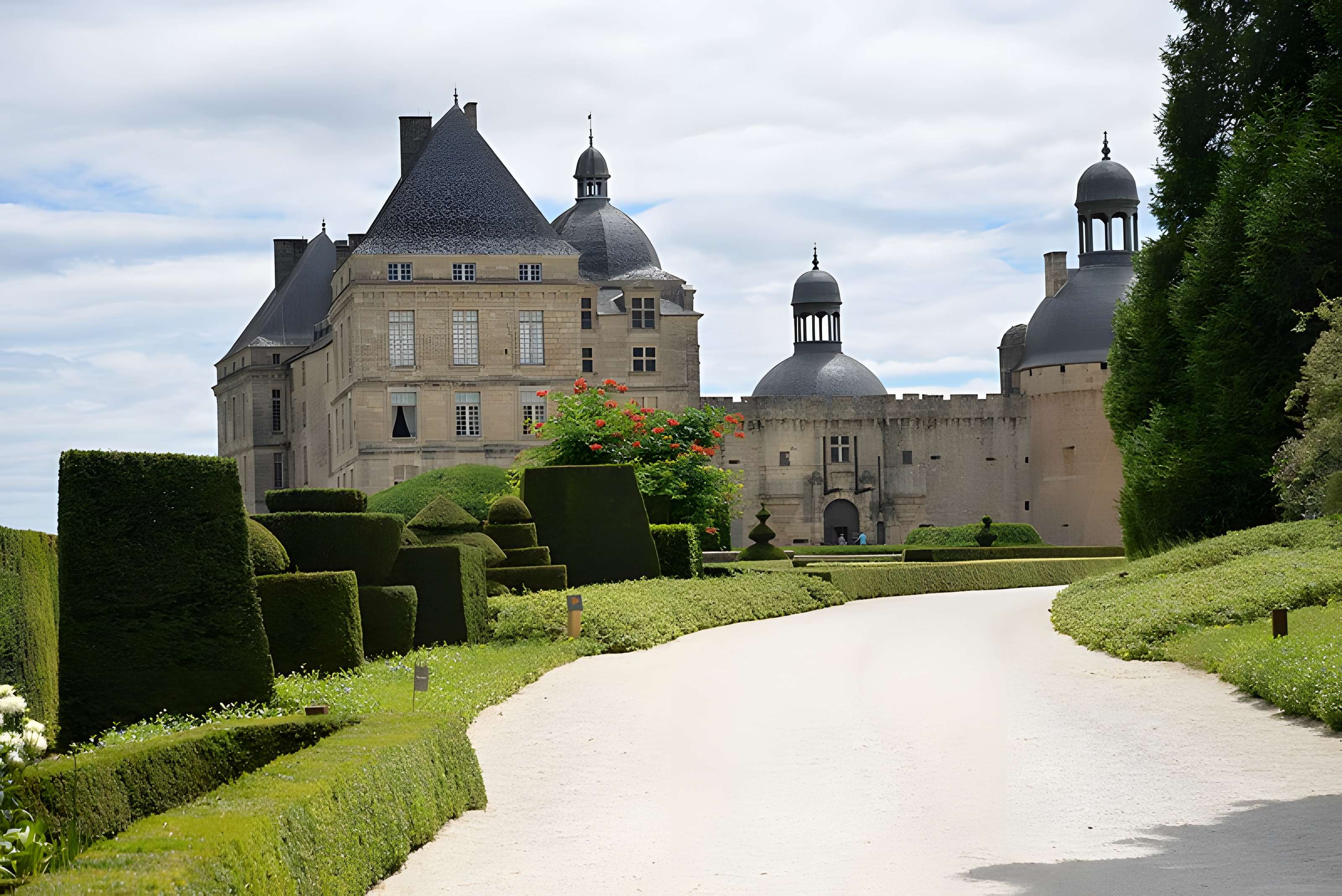 Château de Hautefort