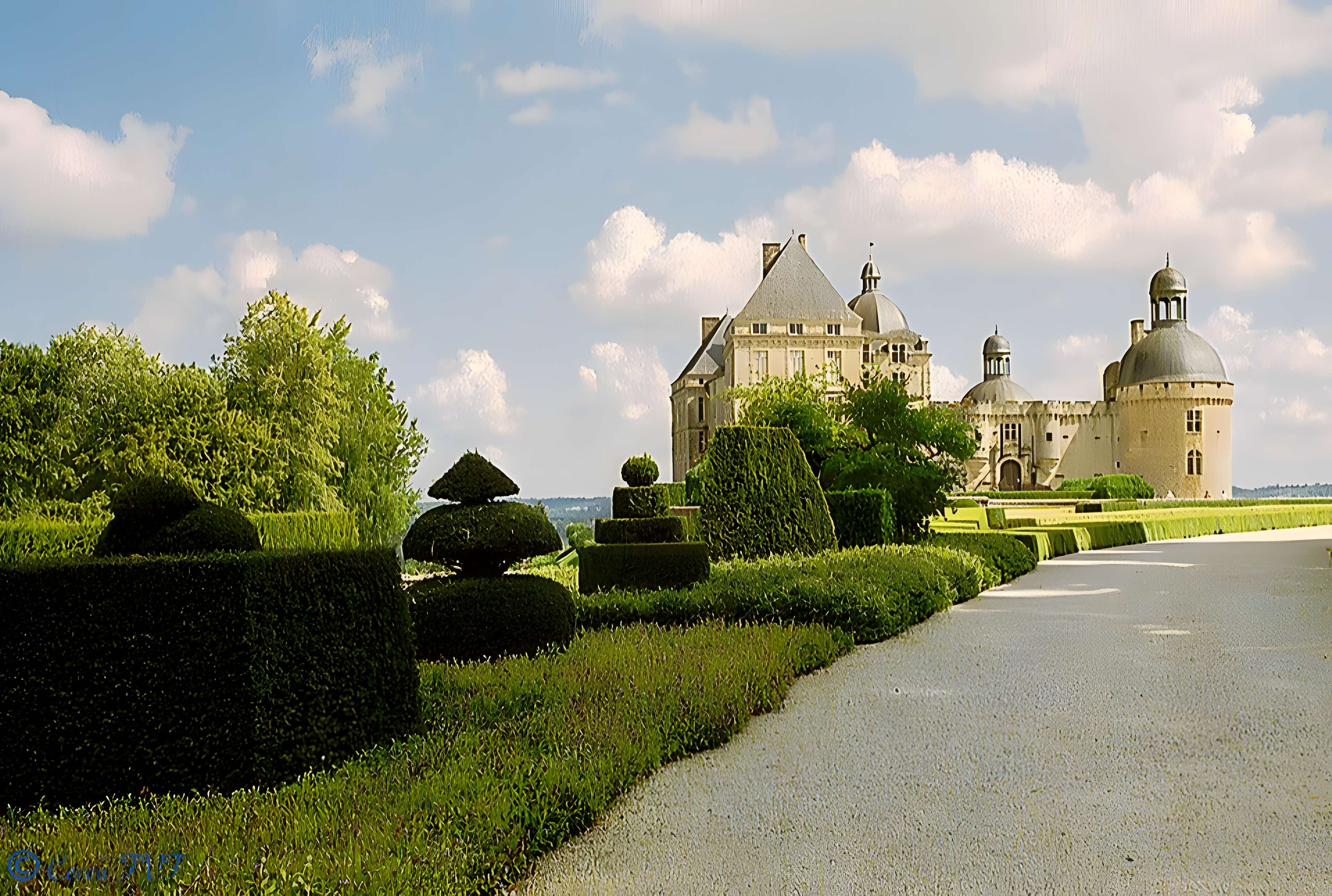 Château de Hautefort