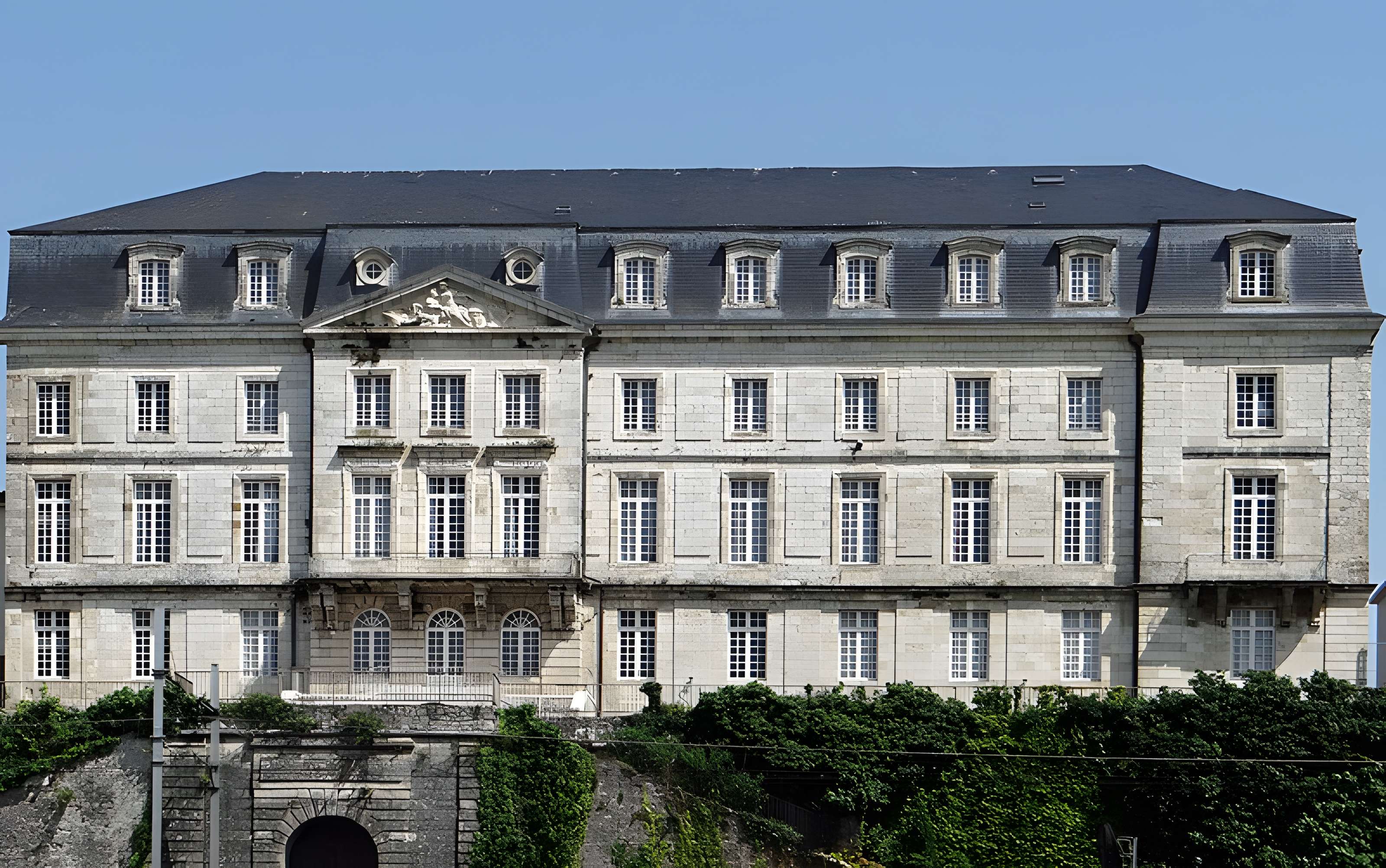 Château d'Aiguillon