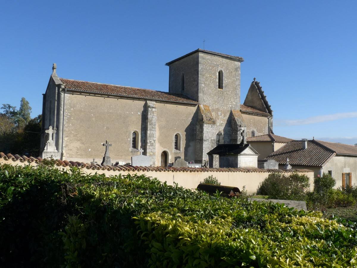 Photo de Saint-Symphorische Kirche von Chatenet