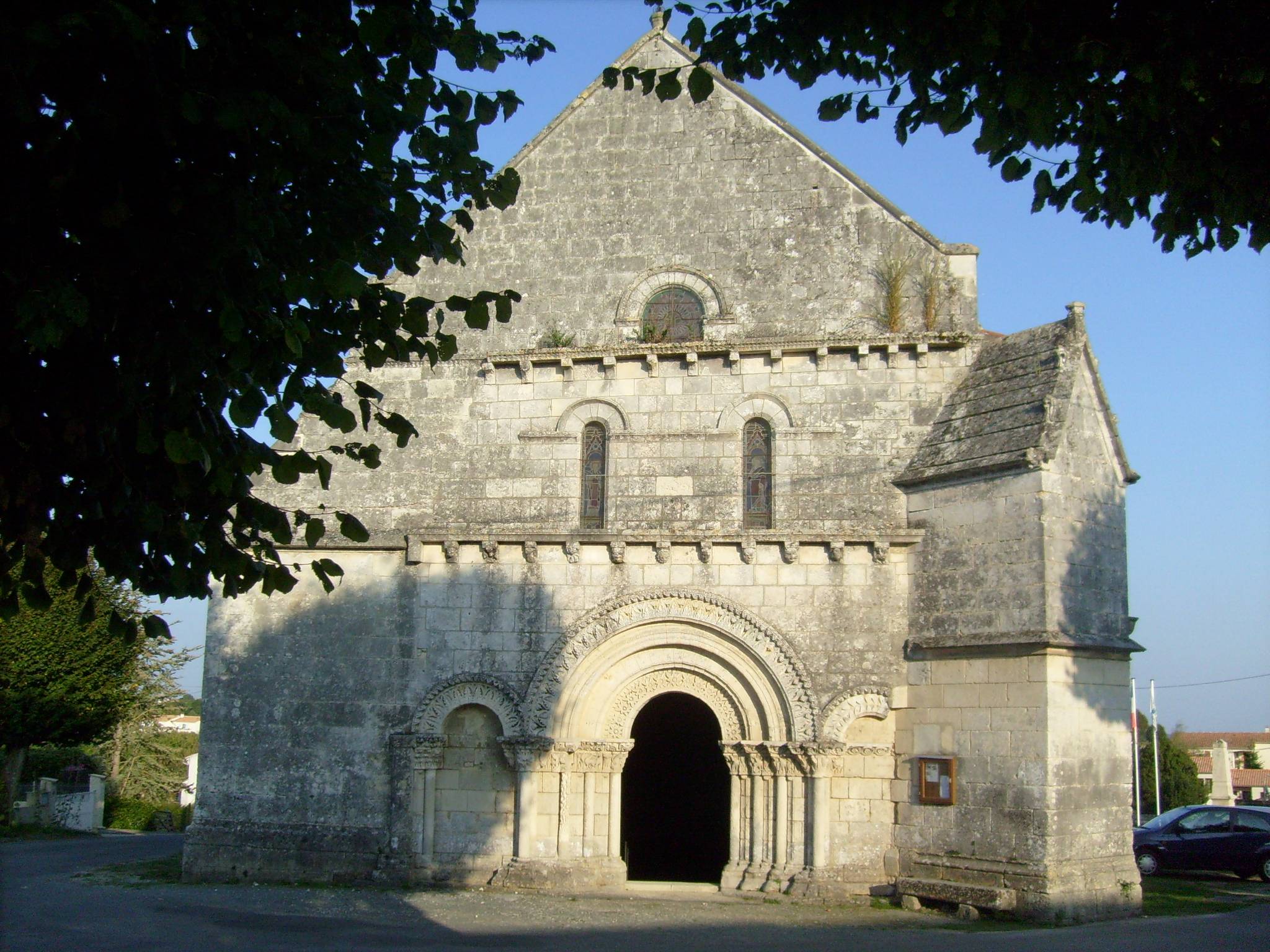 Photo de Chiesa di San Pietro di Écurat