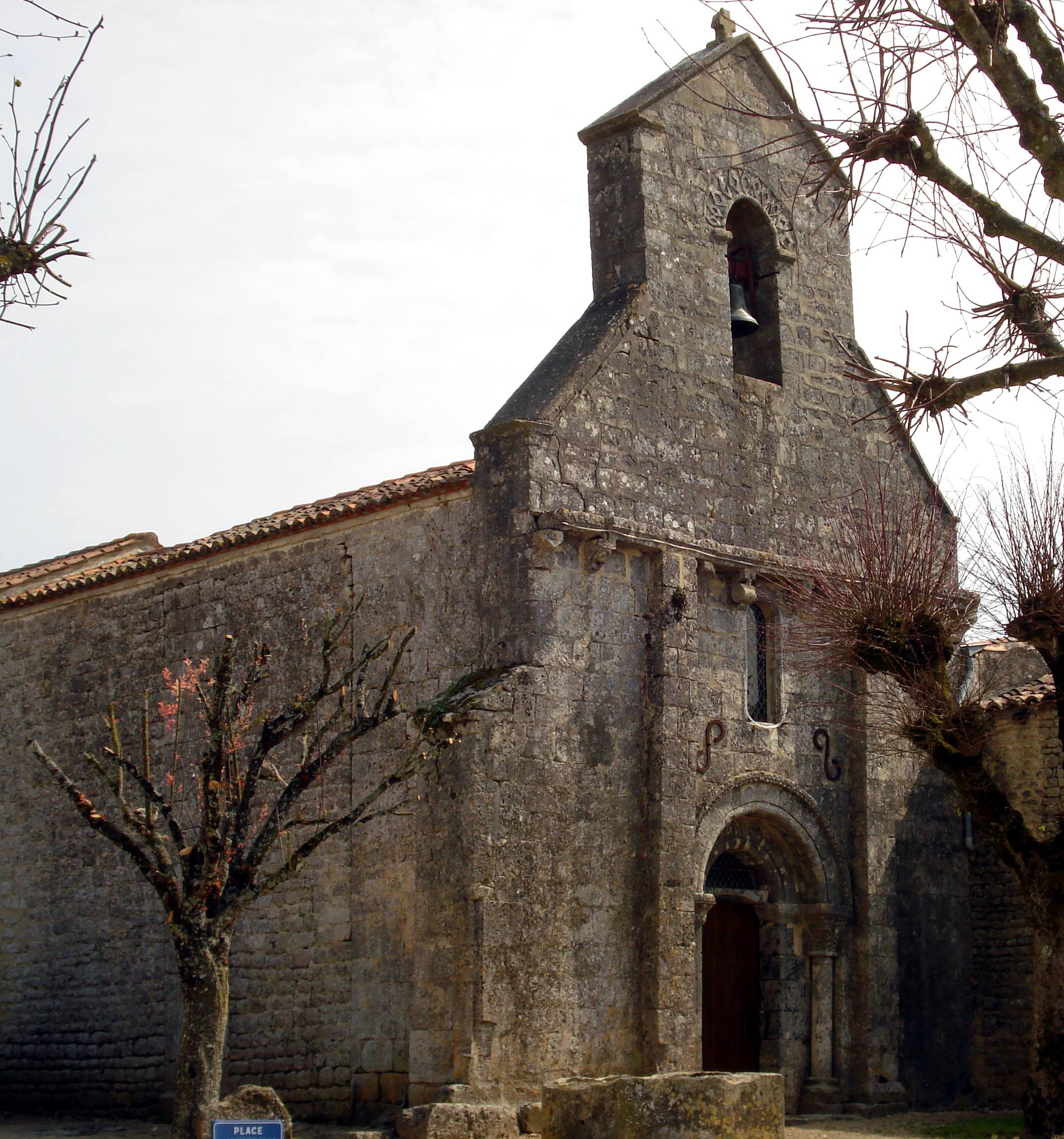 Photo de Église Saint-Révérend des Éduts