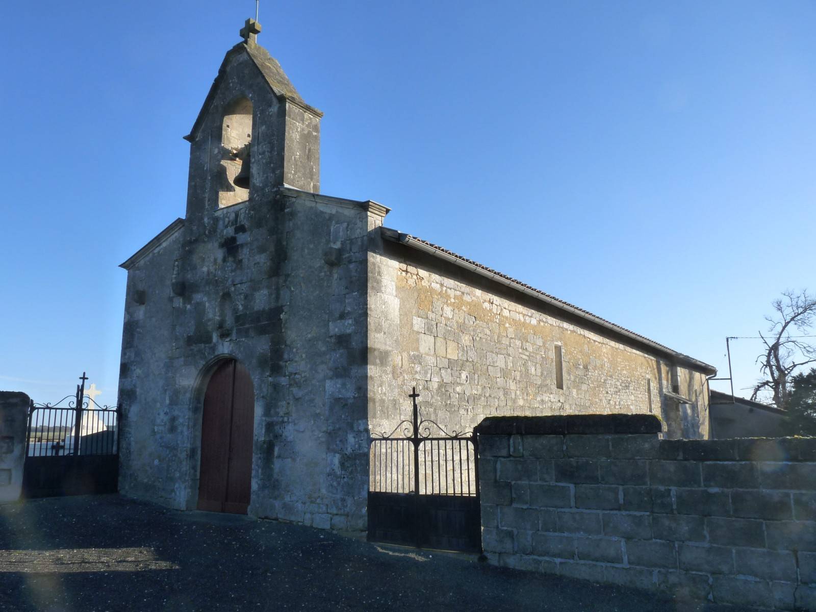Photo de Église Saint-Saturnin de Pommiers