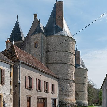 Château de Jaligny-sur-Besbre