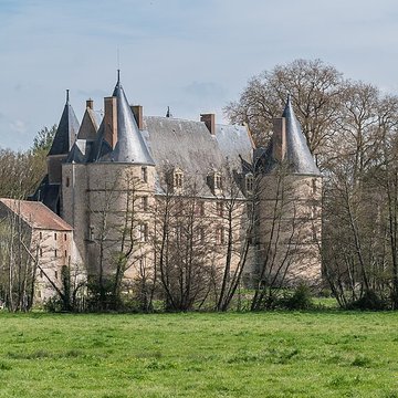Château de Jaligny-sur-Besbre