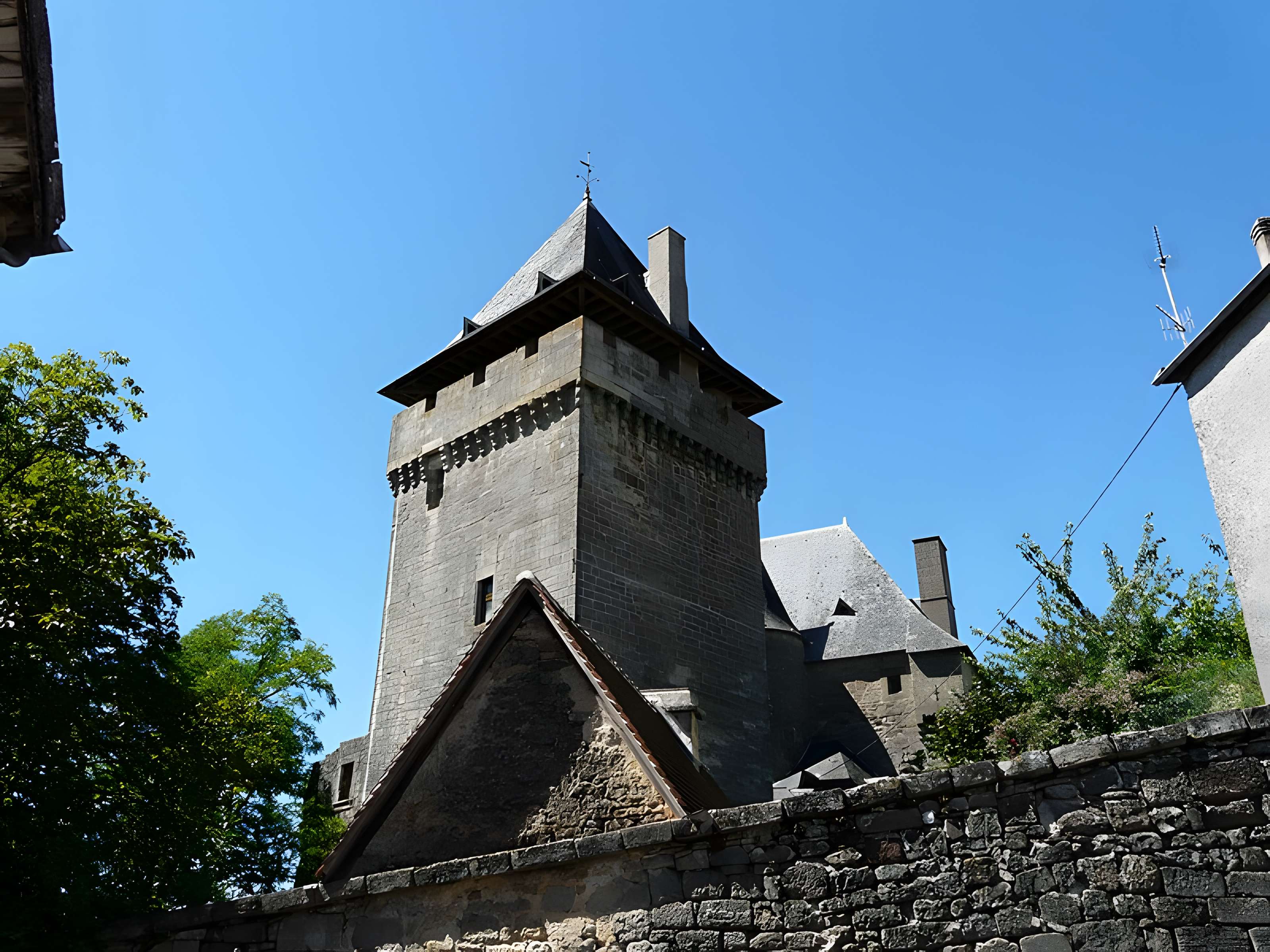 Château de Badefols-d'Ans
