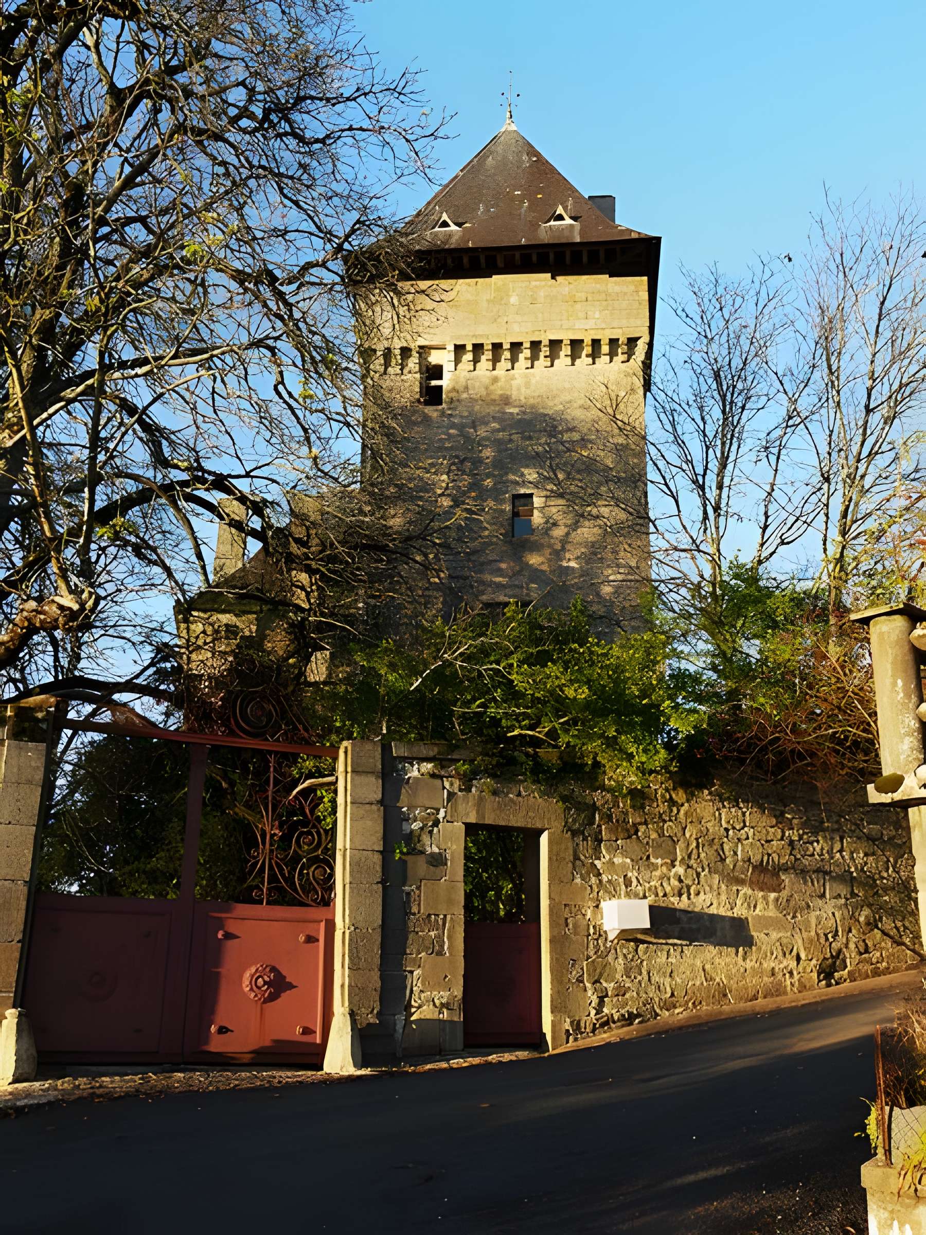 Château de Badefols-d'Ans