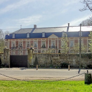 chateau de bailleul sur therain