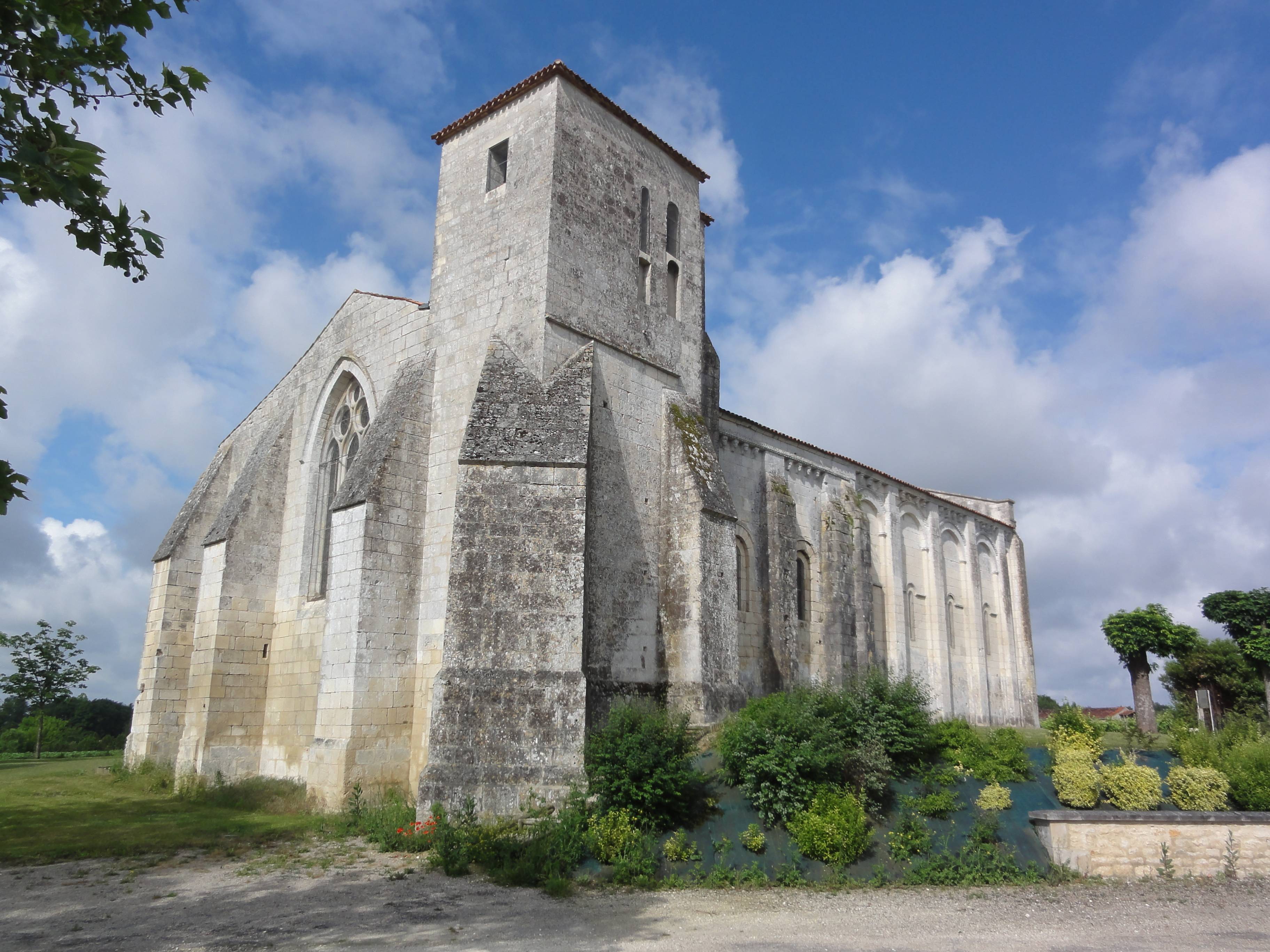 Photo de Église de Saint-Léger (Charente-Maritime)