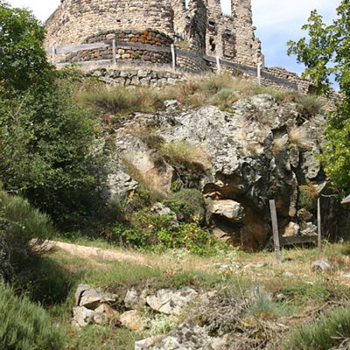 Photo de Château de Beaufort dans la Haute-Loire