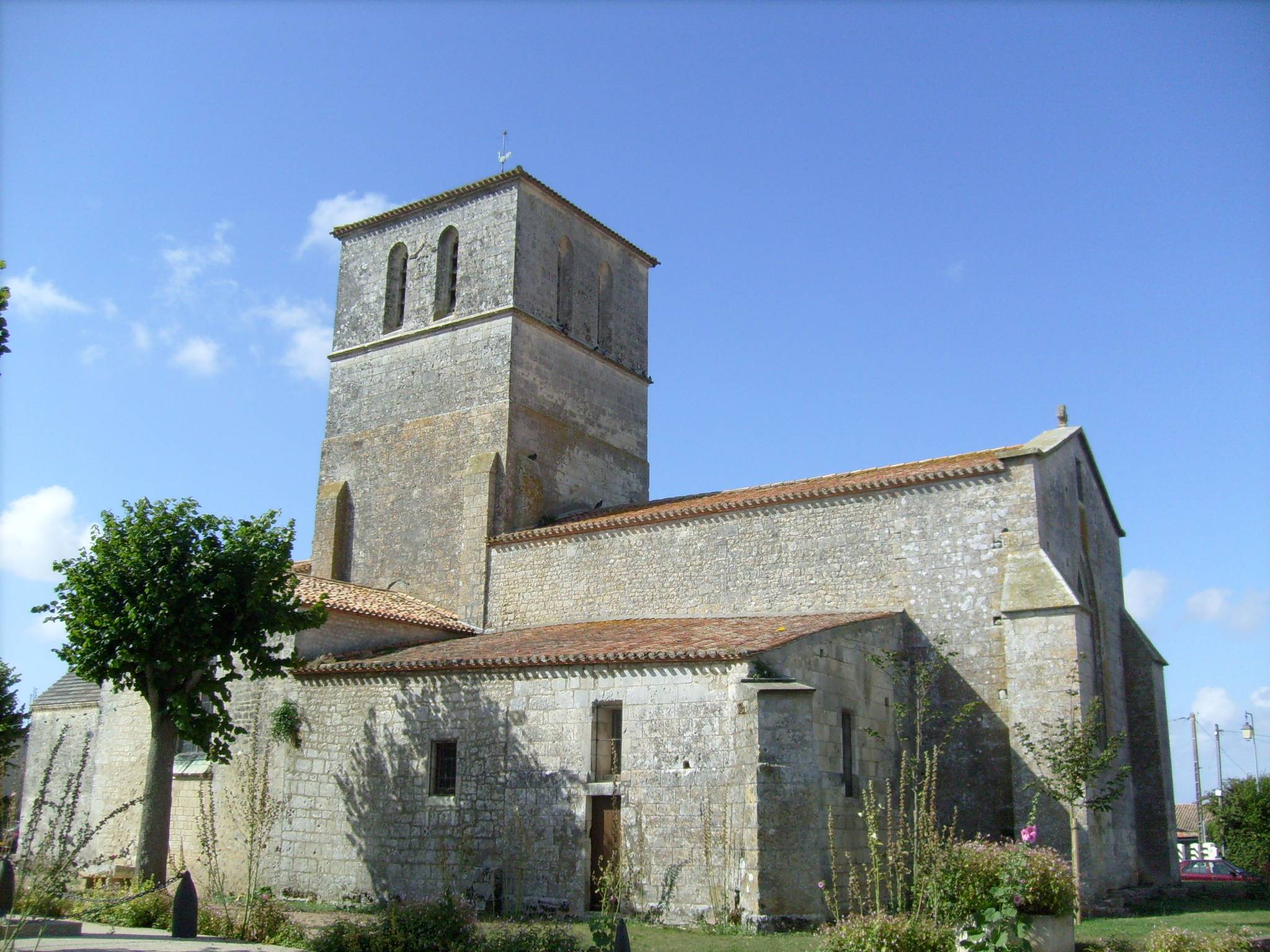 Photo de Église Saint-Saturnin de Saint-Sornin