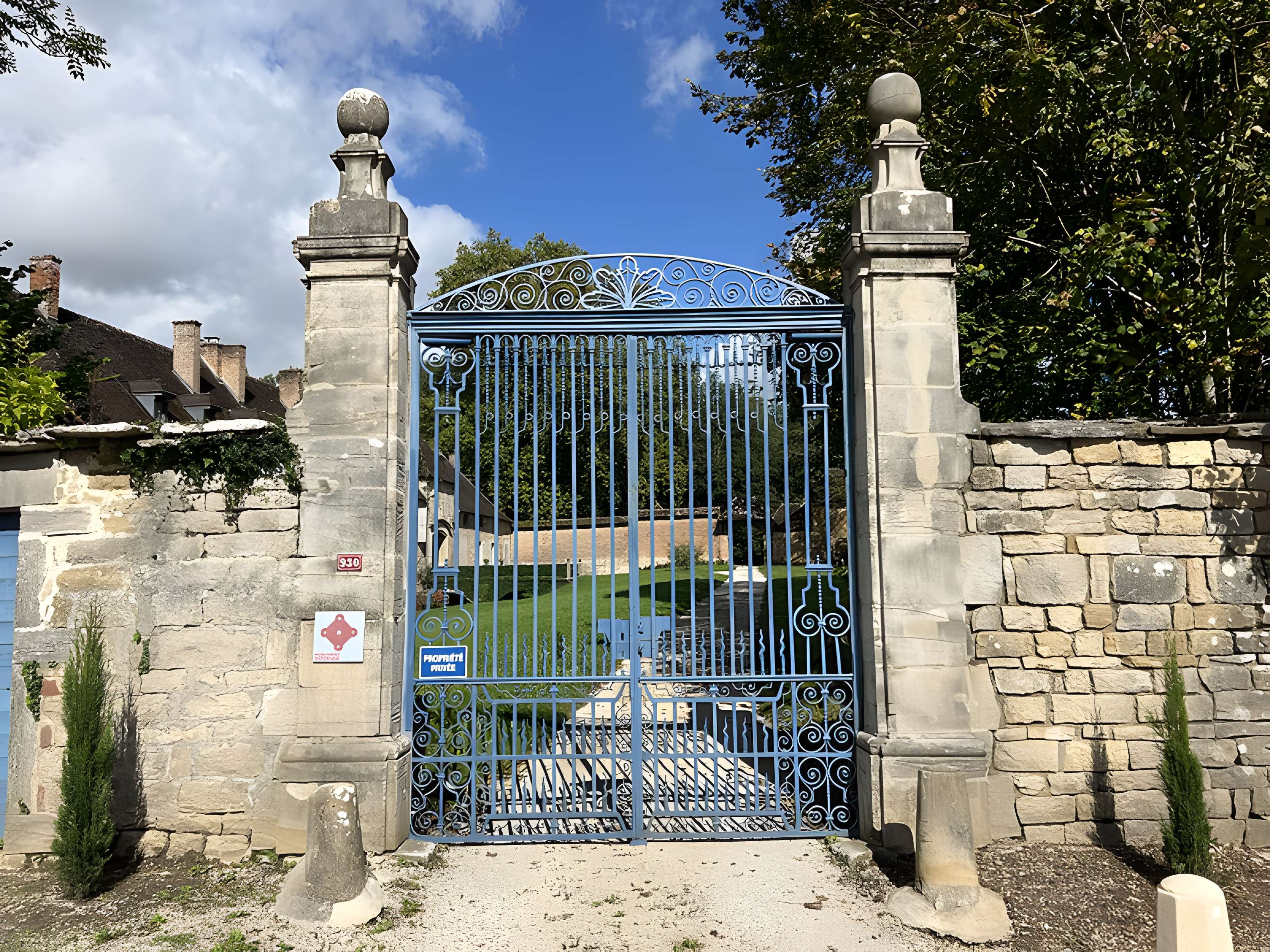 Château de Beaurepaire-en-Bresse