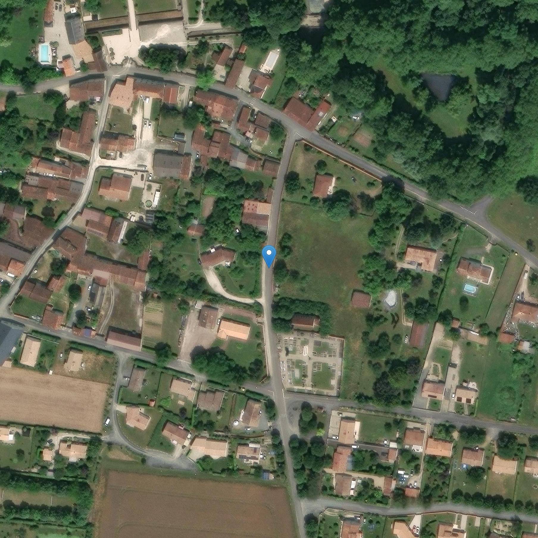 Photo de Church of Saint Martin de Vervant