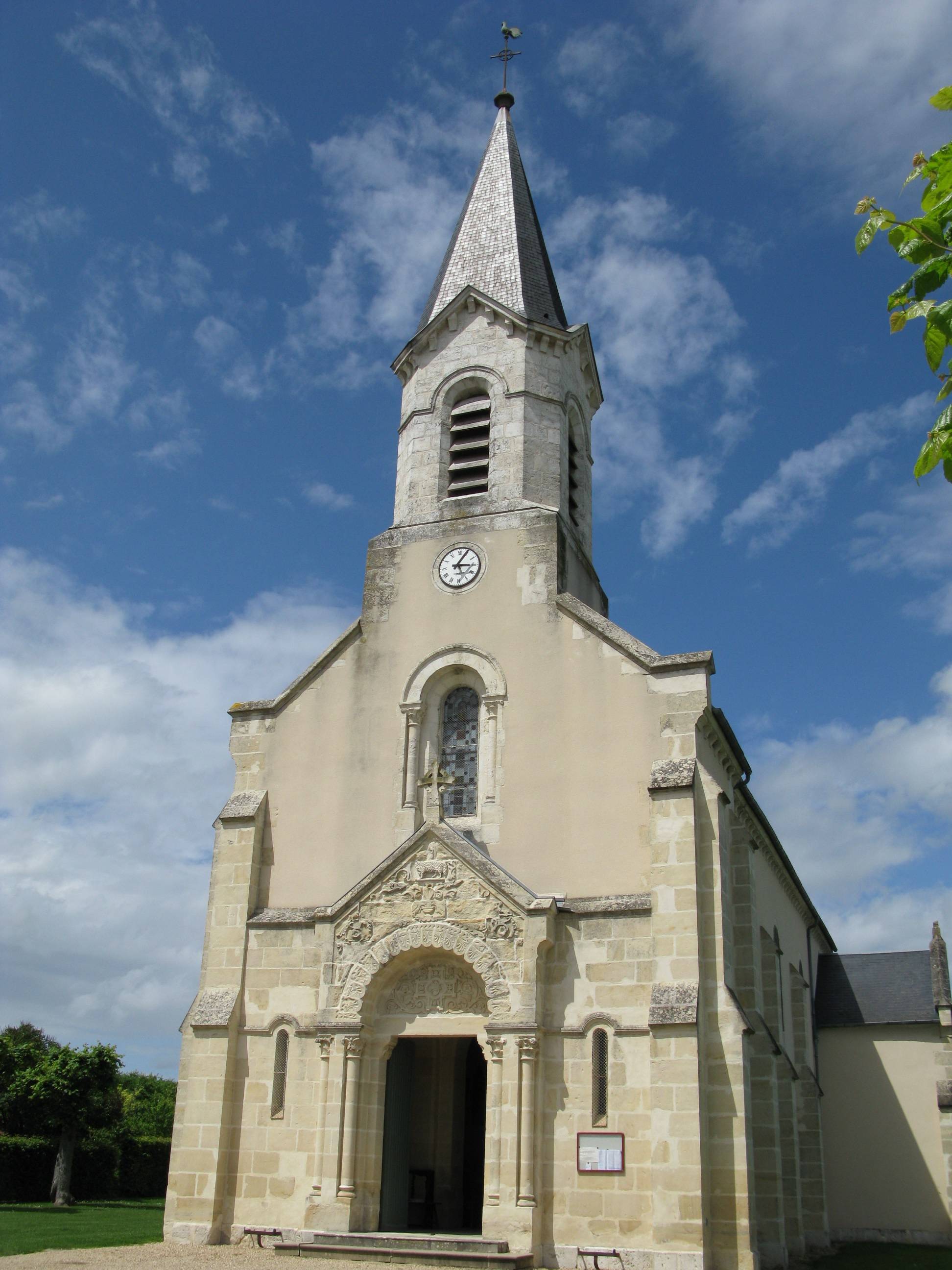 Photo de Église Saint-Aignan de Berry-Bouy