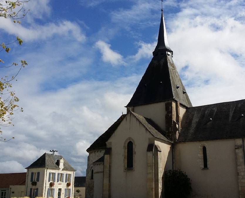 Photo de Kirche der Heiligen Jungfrau von Farges-en-Septaine