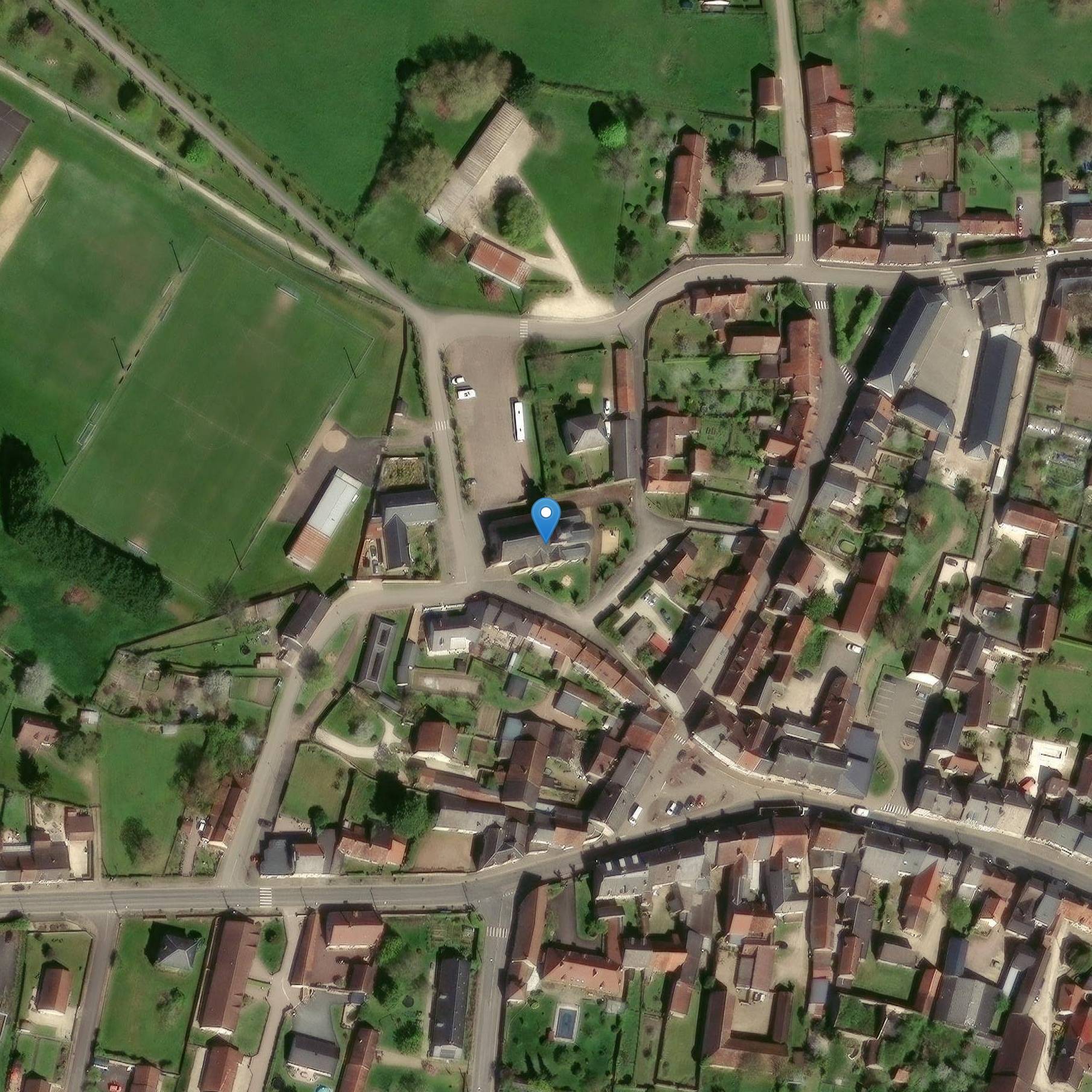 Photo de Kirche Saint-Étienne de Nérondes