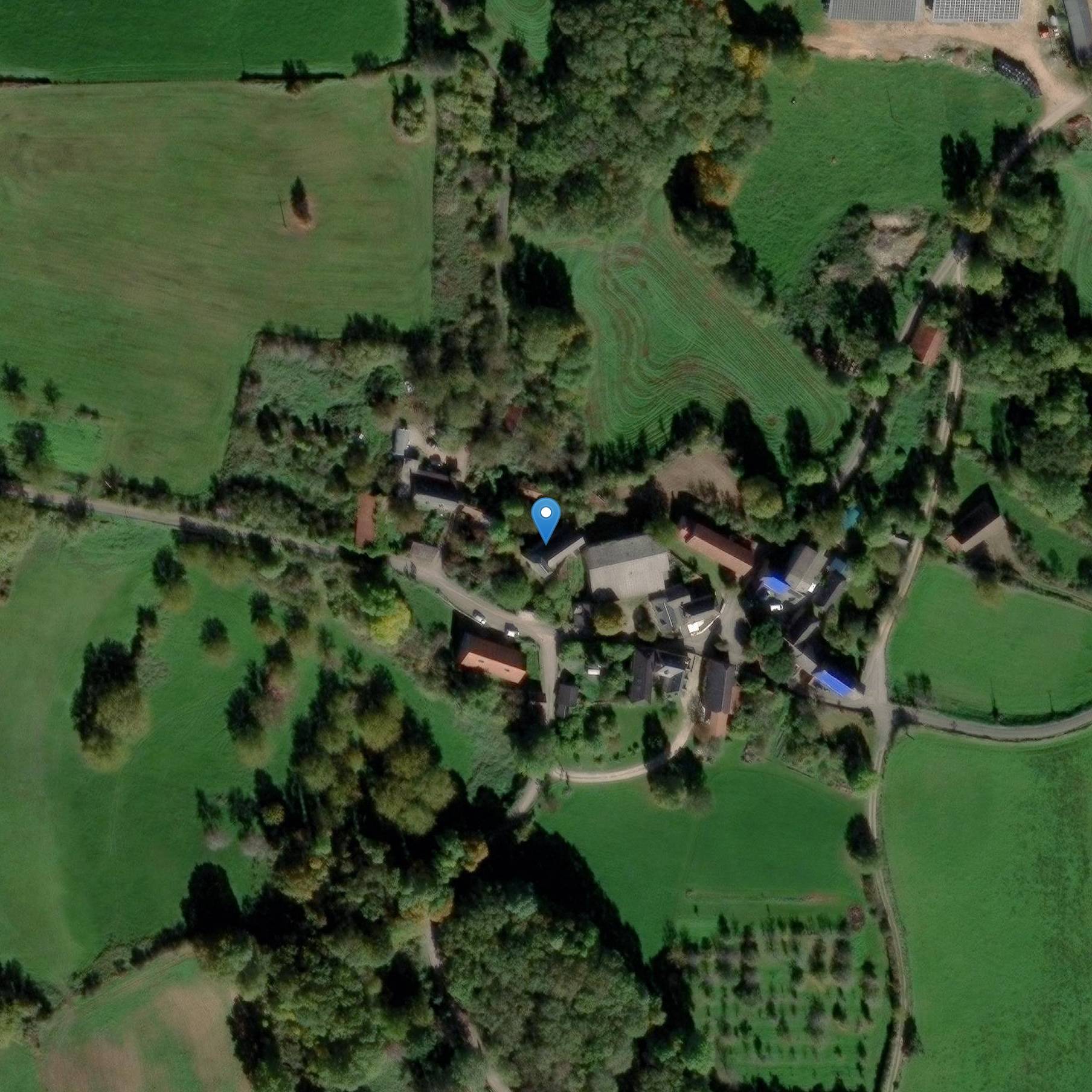 Photo de 圣科姆-特-圣达米恩-德费里耶尔教堂