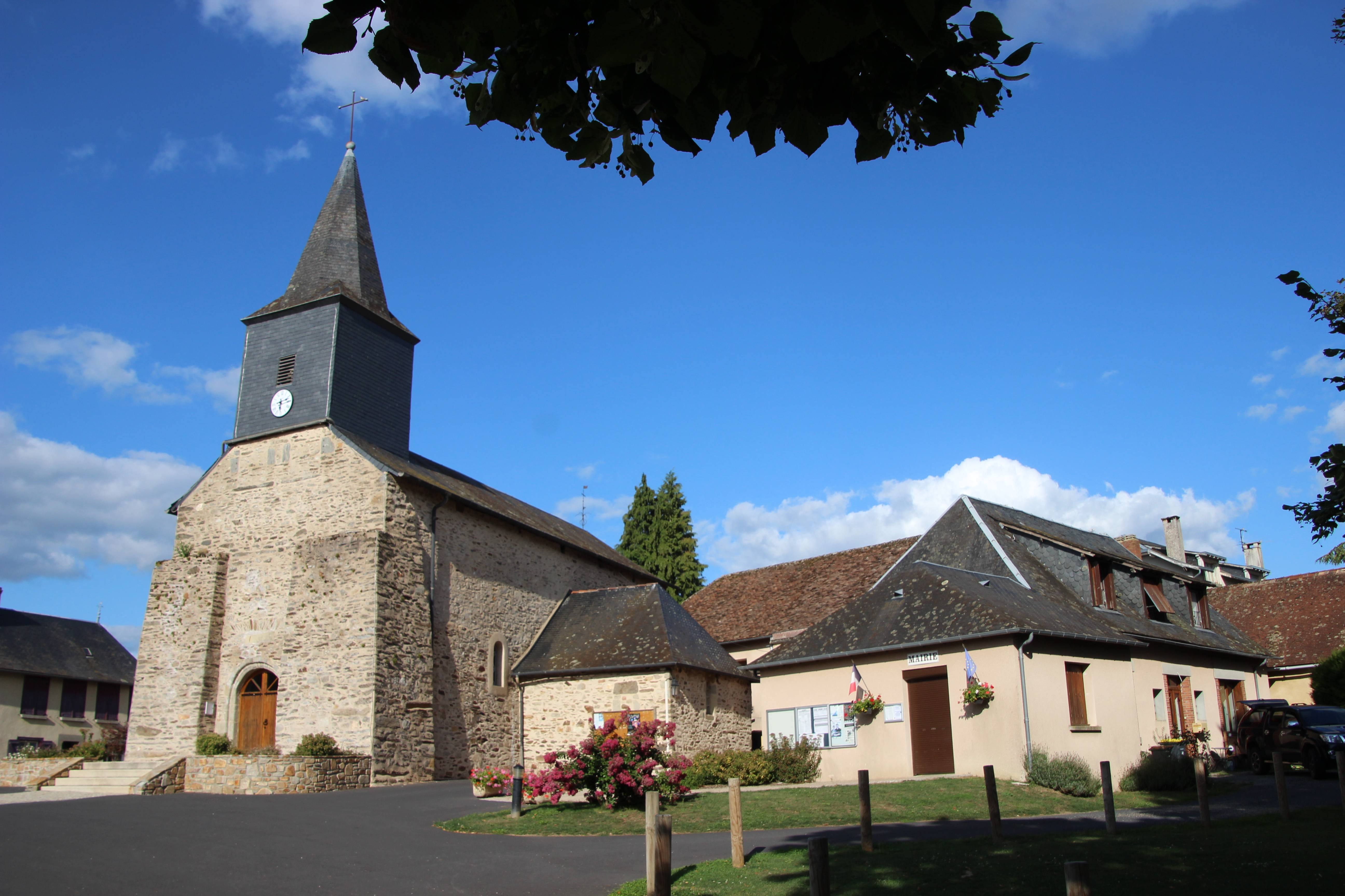 Photo de 蒙吉鲍圣玛蒂亚尔教堂