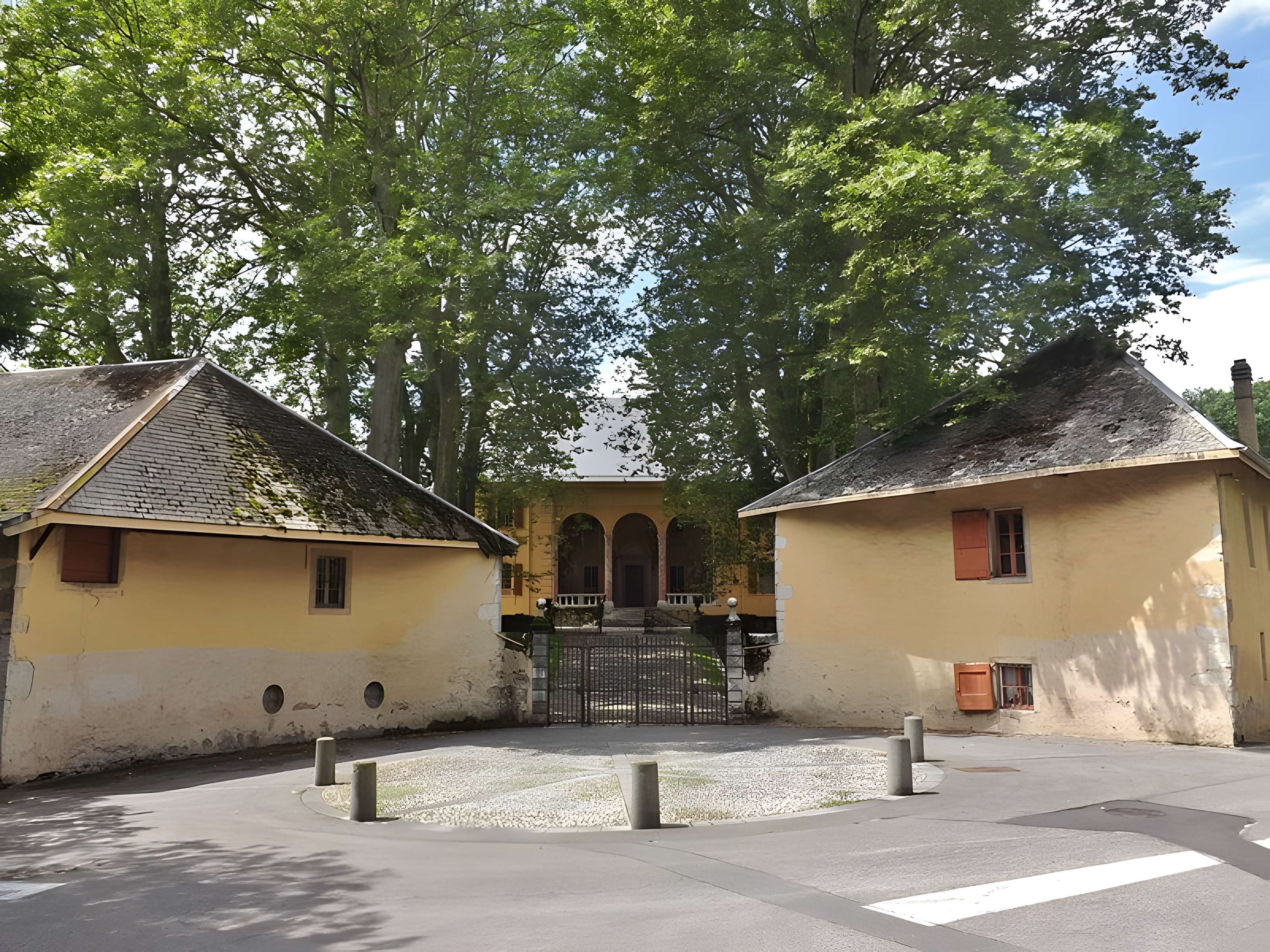 Château de Caramagne