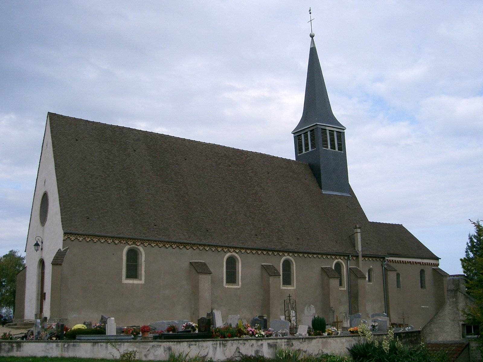 Photo de Église Saint-Léger de Chivres