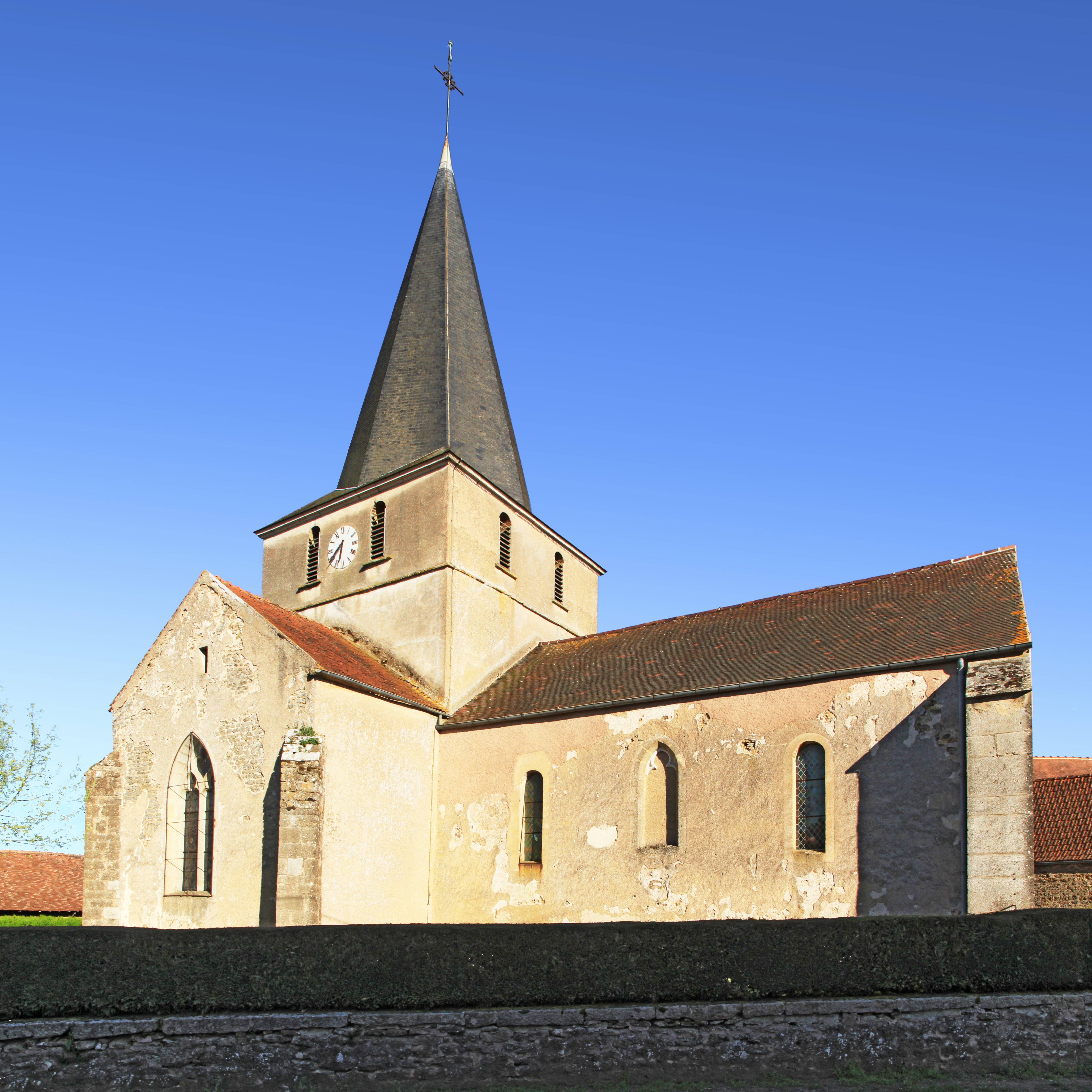 Photo de Kerk van Petrus van Dompierre-en-Morvan