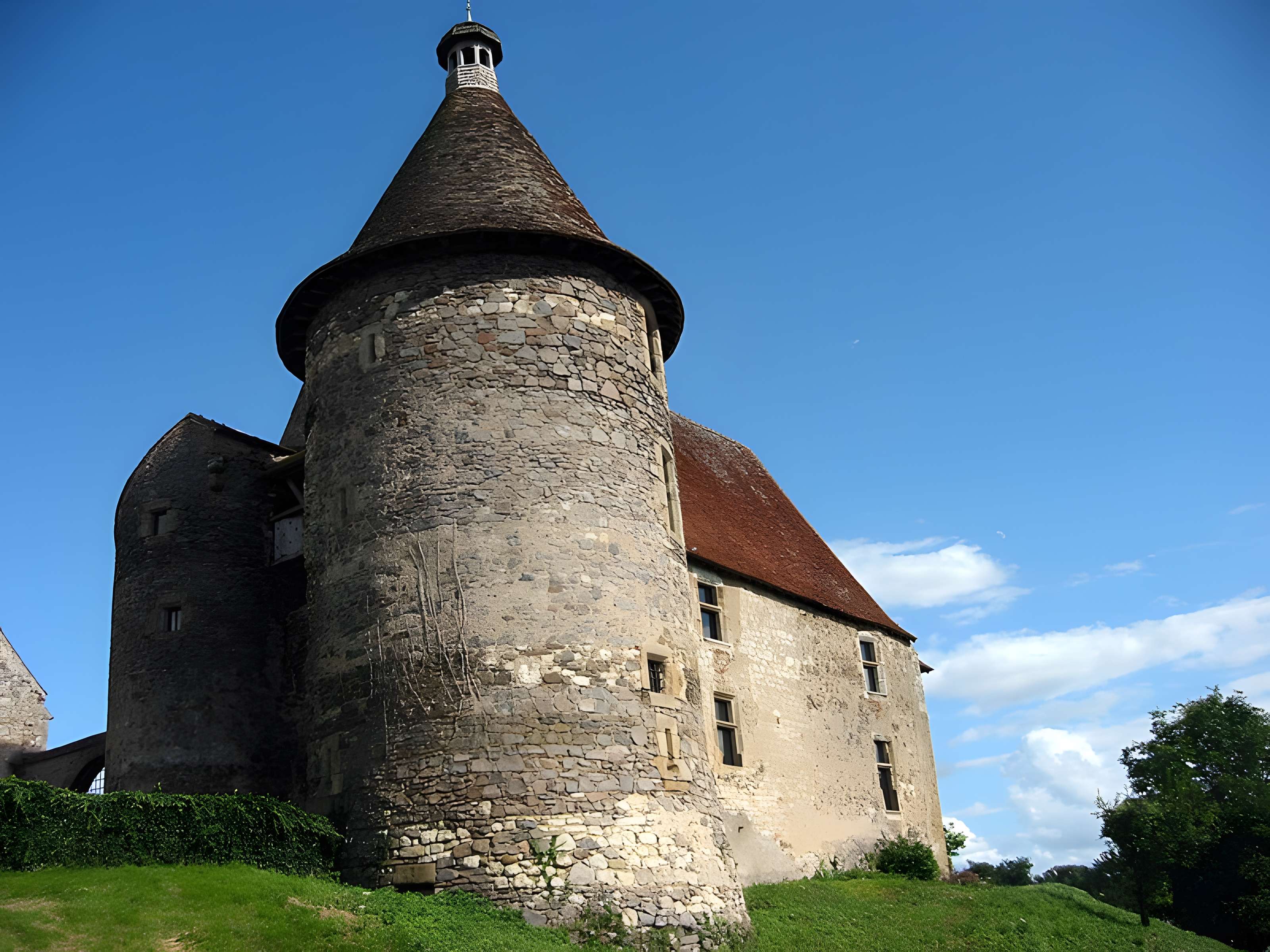 Château de Châtelperron