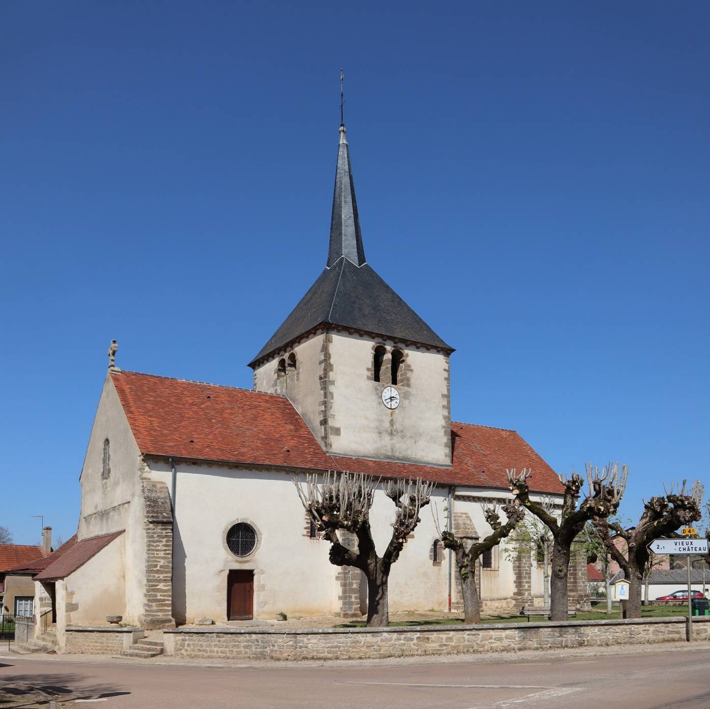 Photo de Église Saint-Jean-Baptiste de Montberthault