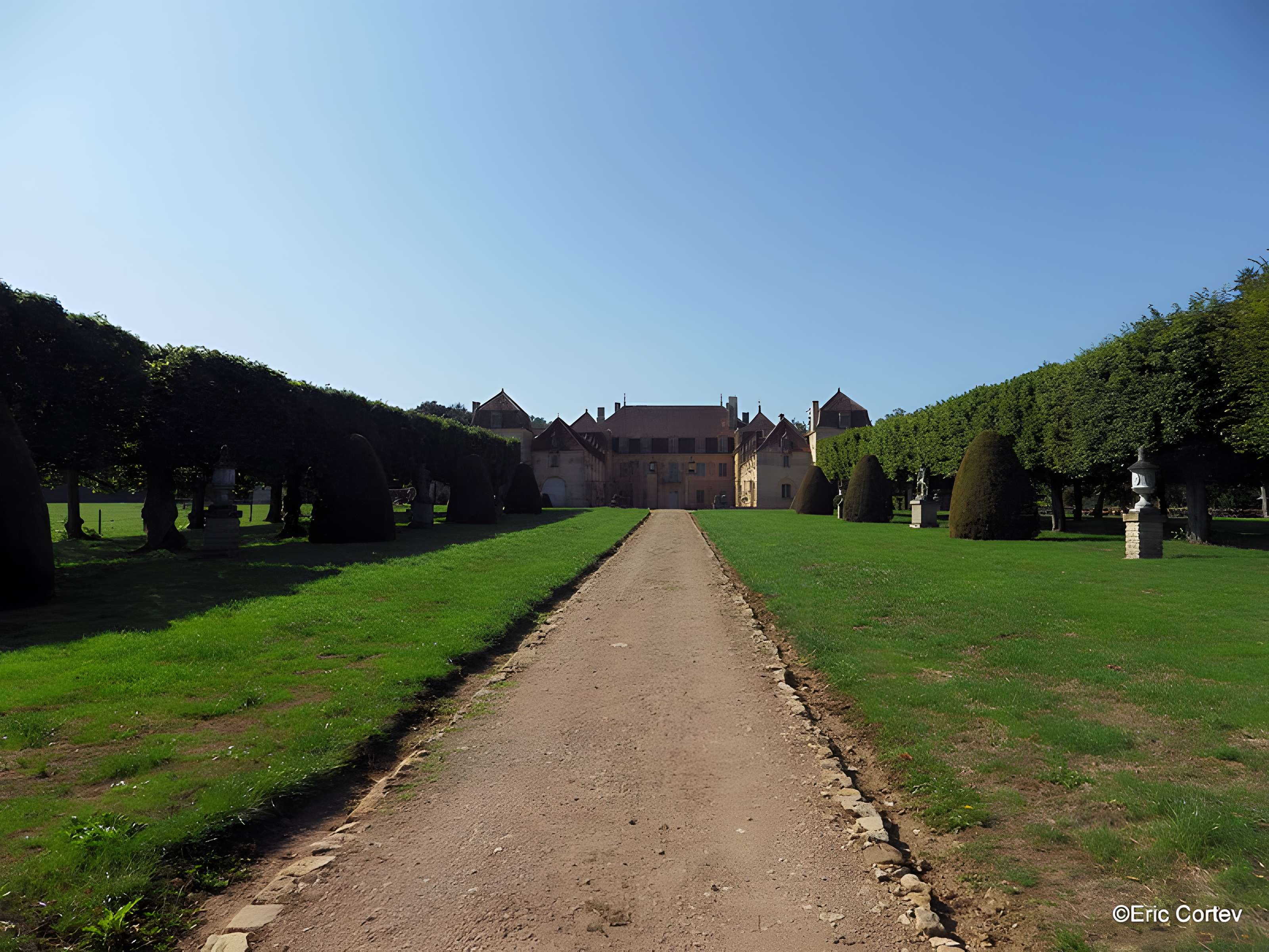 Château de Chaumont à Oyé