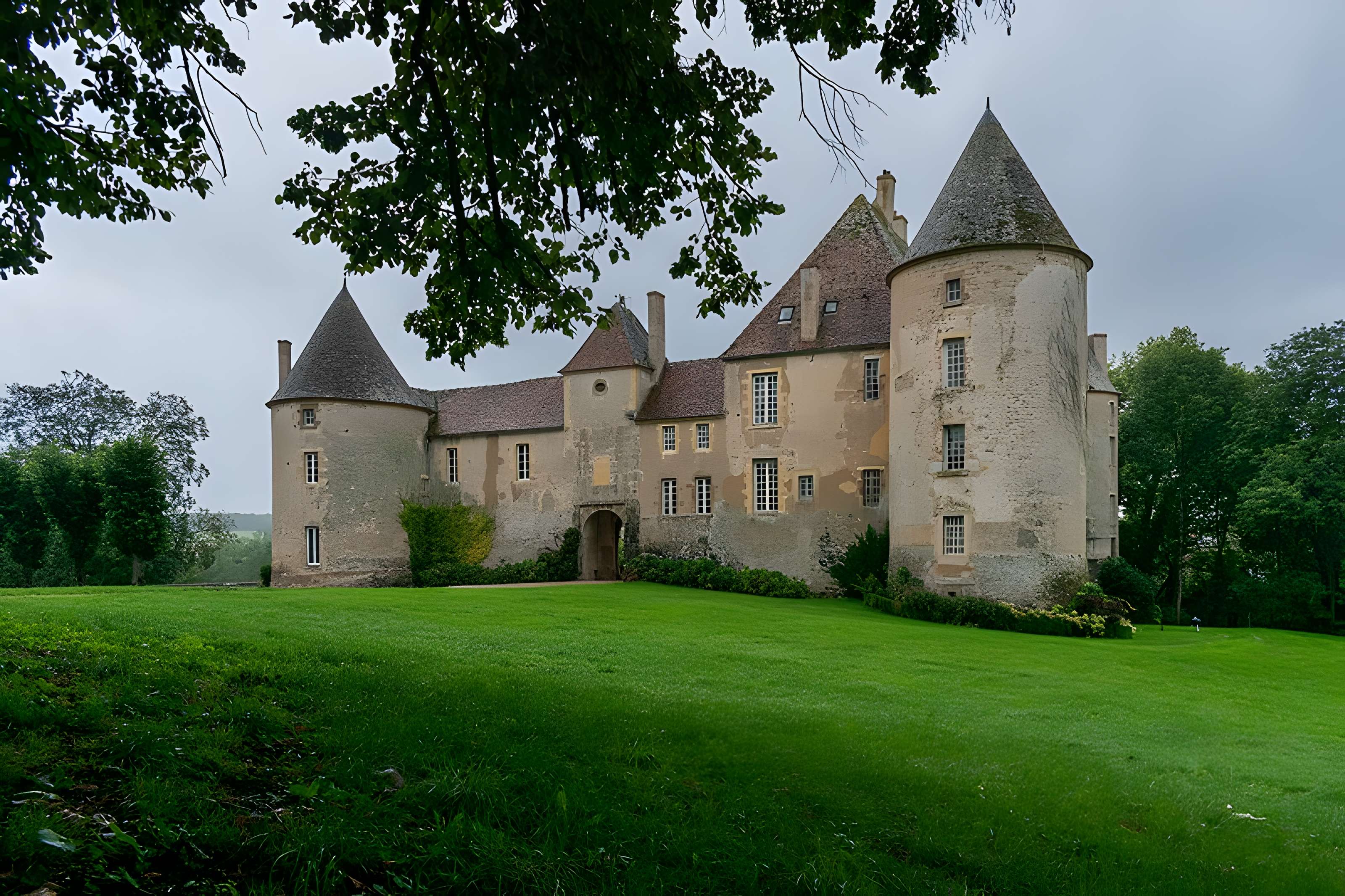 Château de Chitry-les-Mines