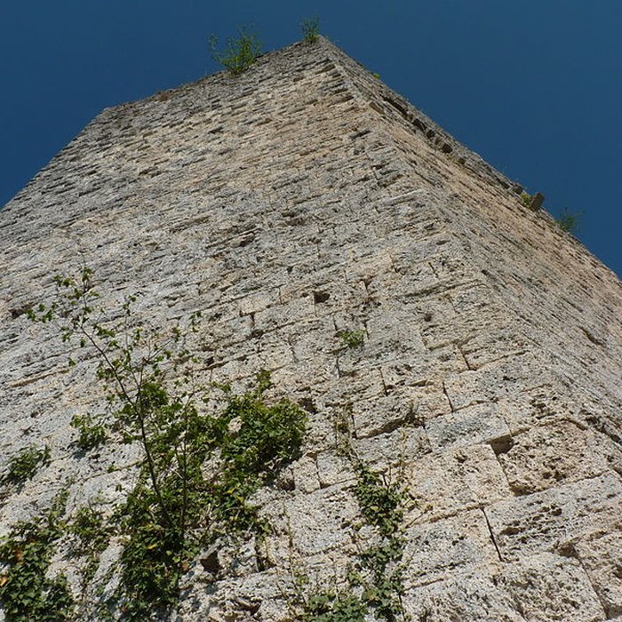 Photo de Château de Clermont à Chirens