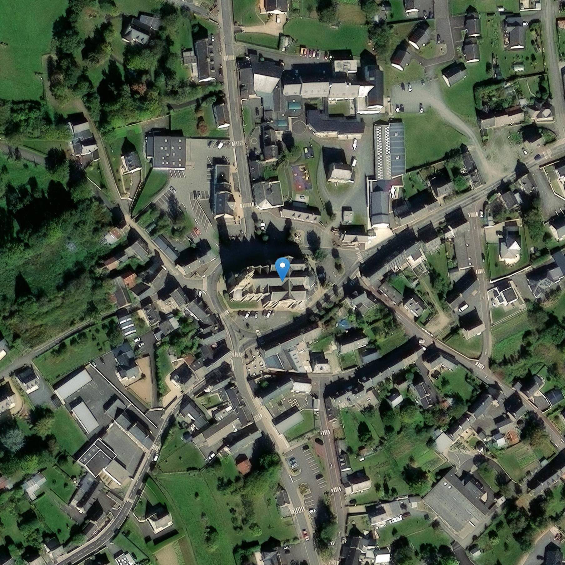 Photo de 圣彼得和圣保罗赫农教堂