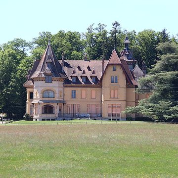 Château de Corcelles à Charolles