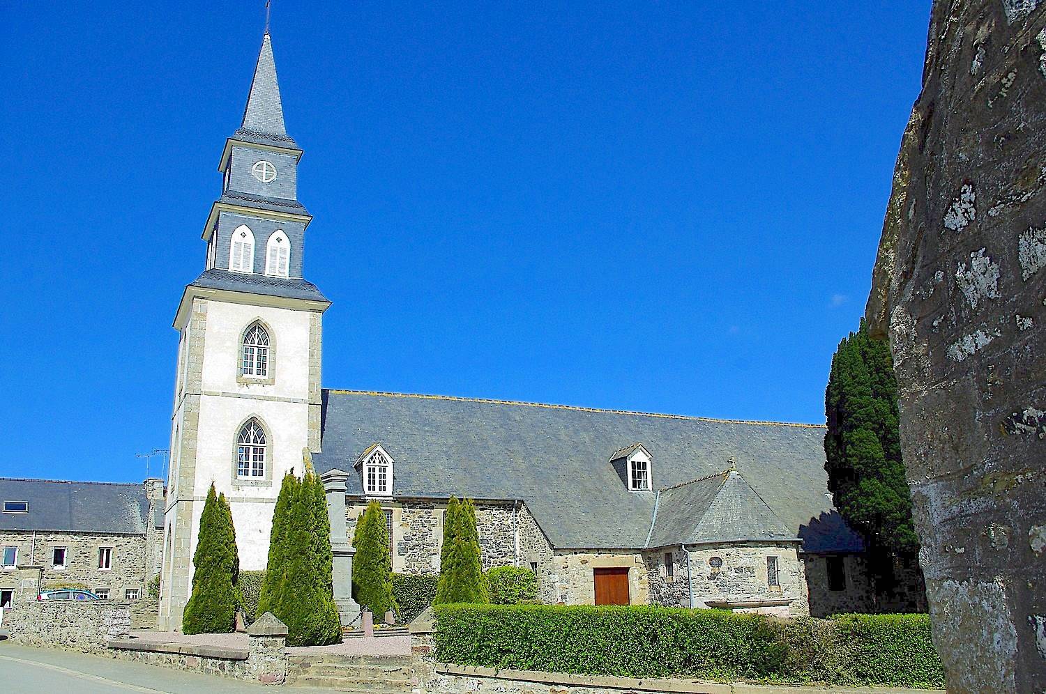 Photo de Church of Saint Paul de Pleboulle