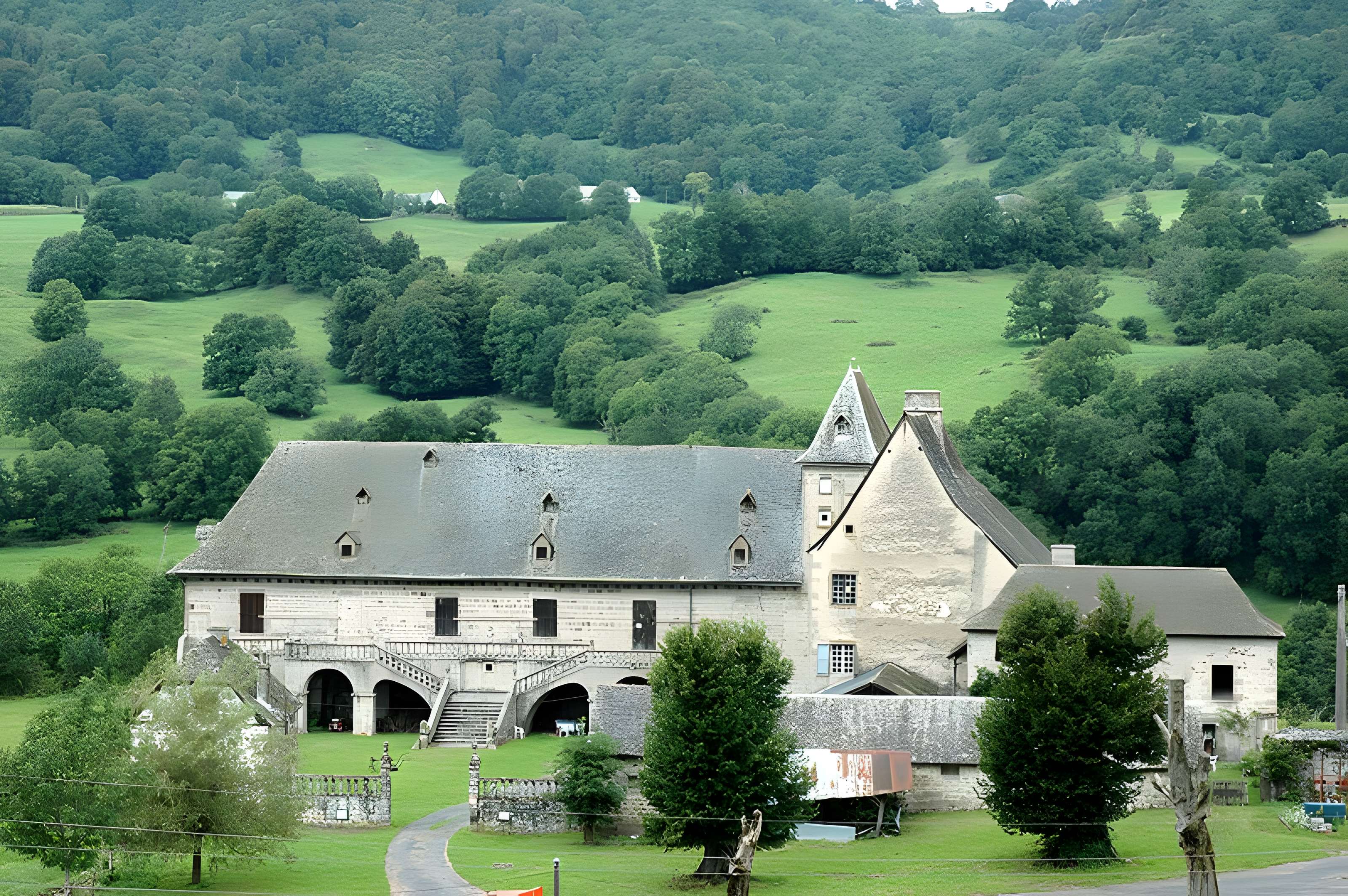Château de Cropières